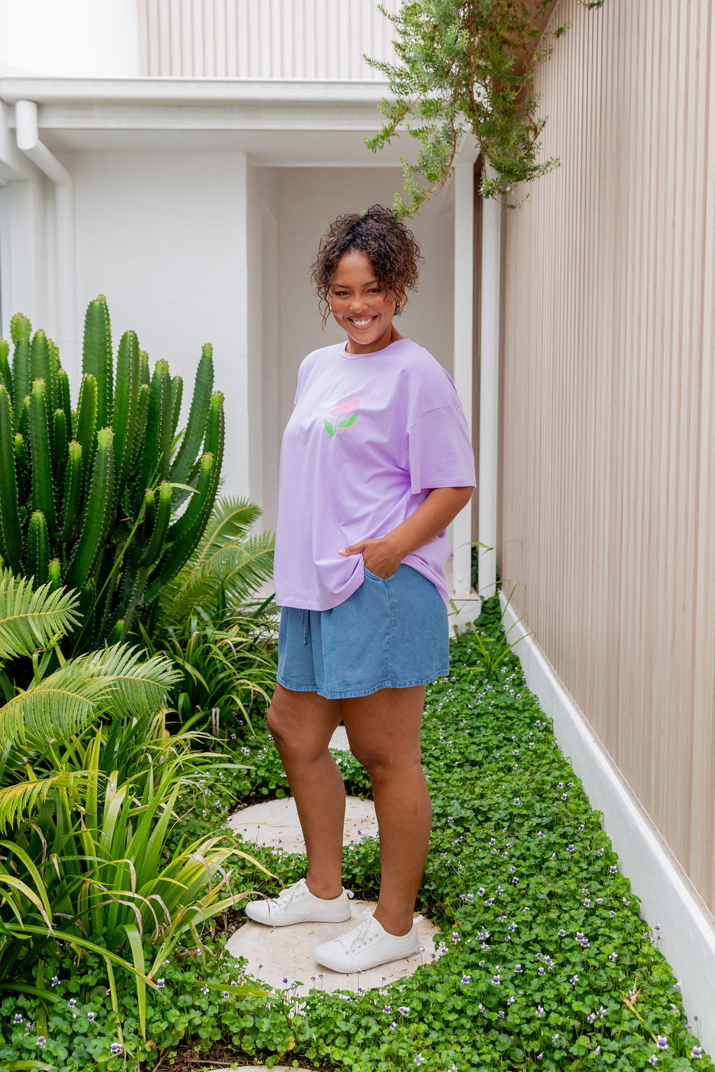 Choose Kindness Tee in Pastel Lilac