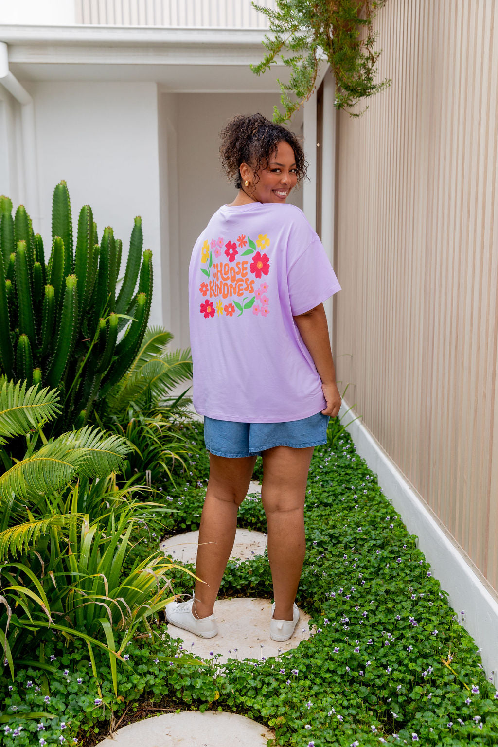 Choose Kindness Tee in Pastel Lilac