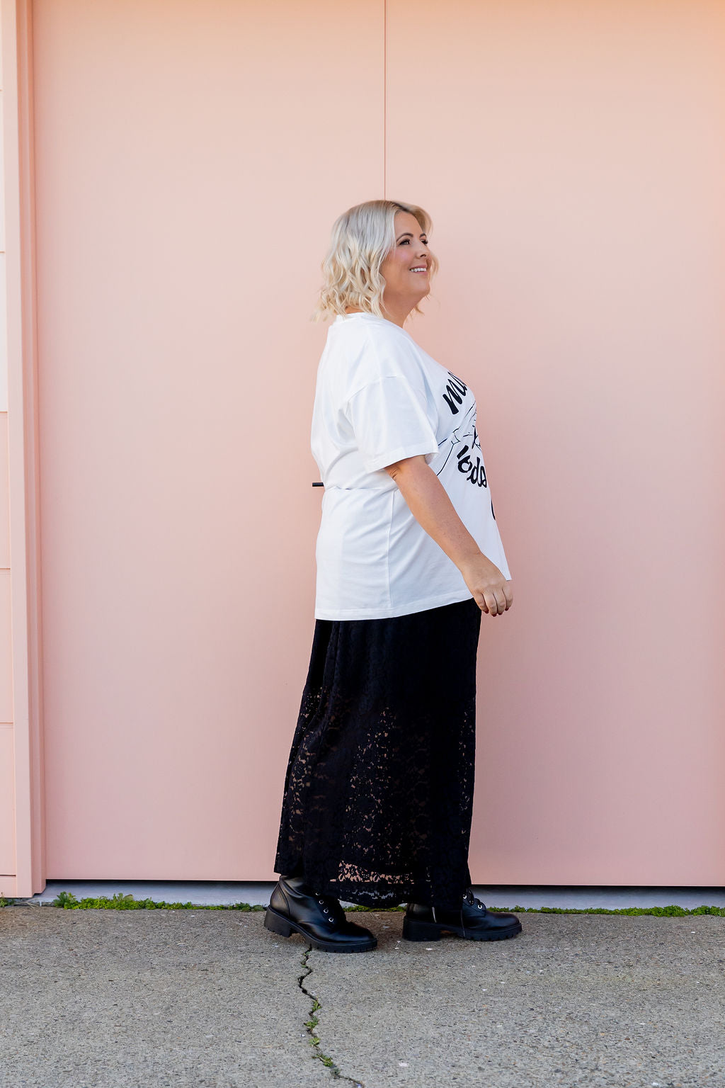 Paris Lace Skirt in Black