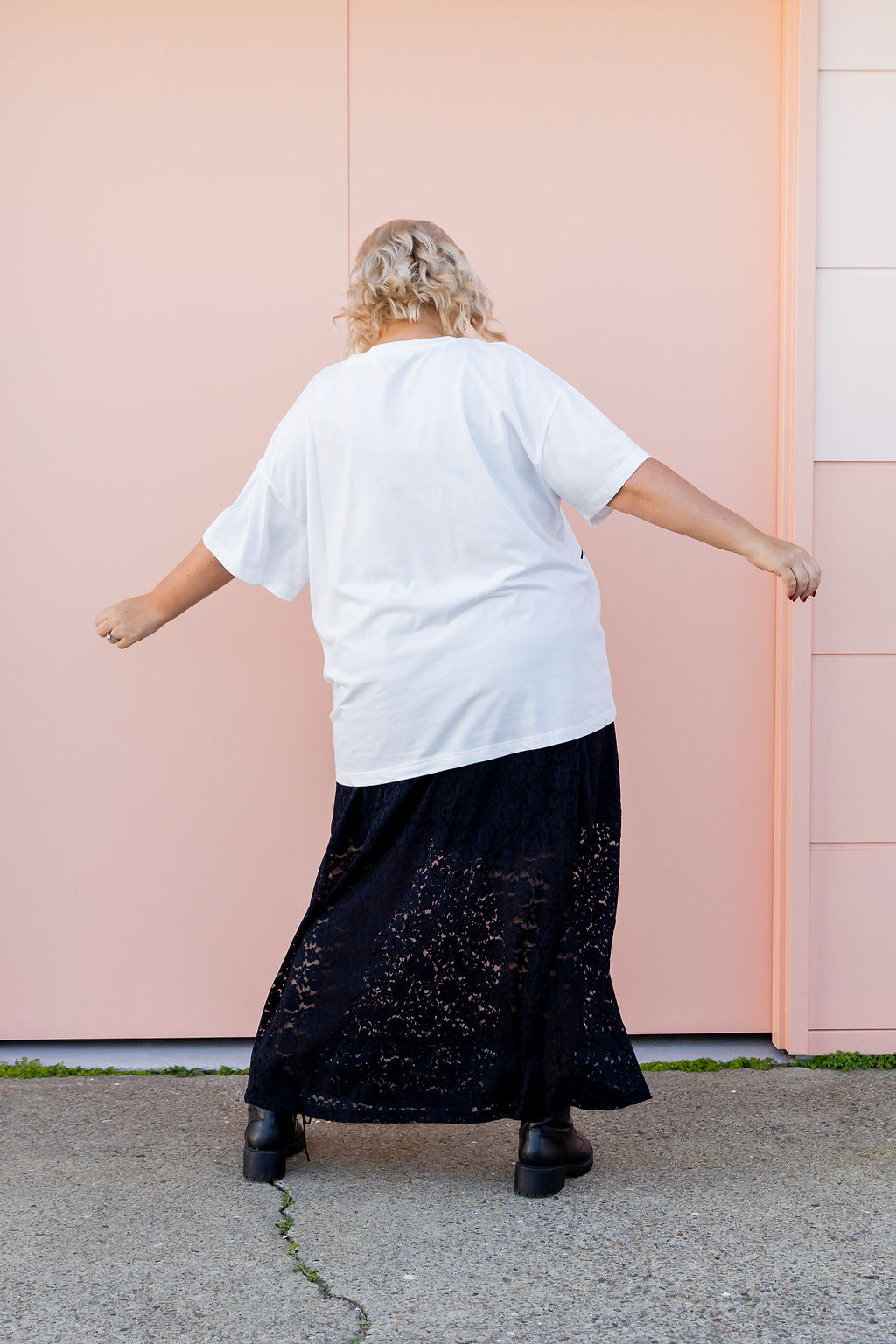 Paris Lace Skirt in Black