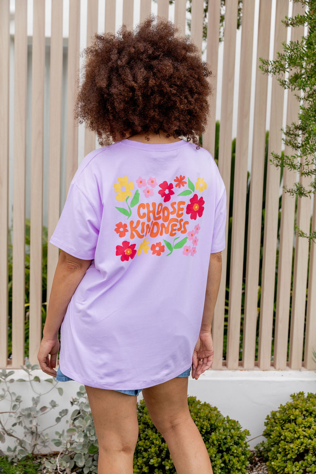 Choose Kindness Tee in Pastel Lilac