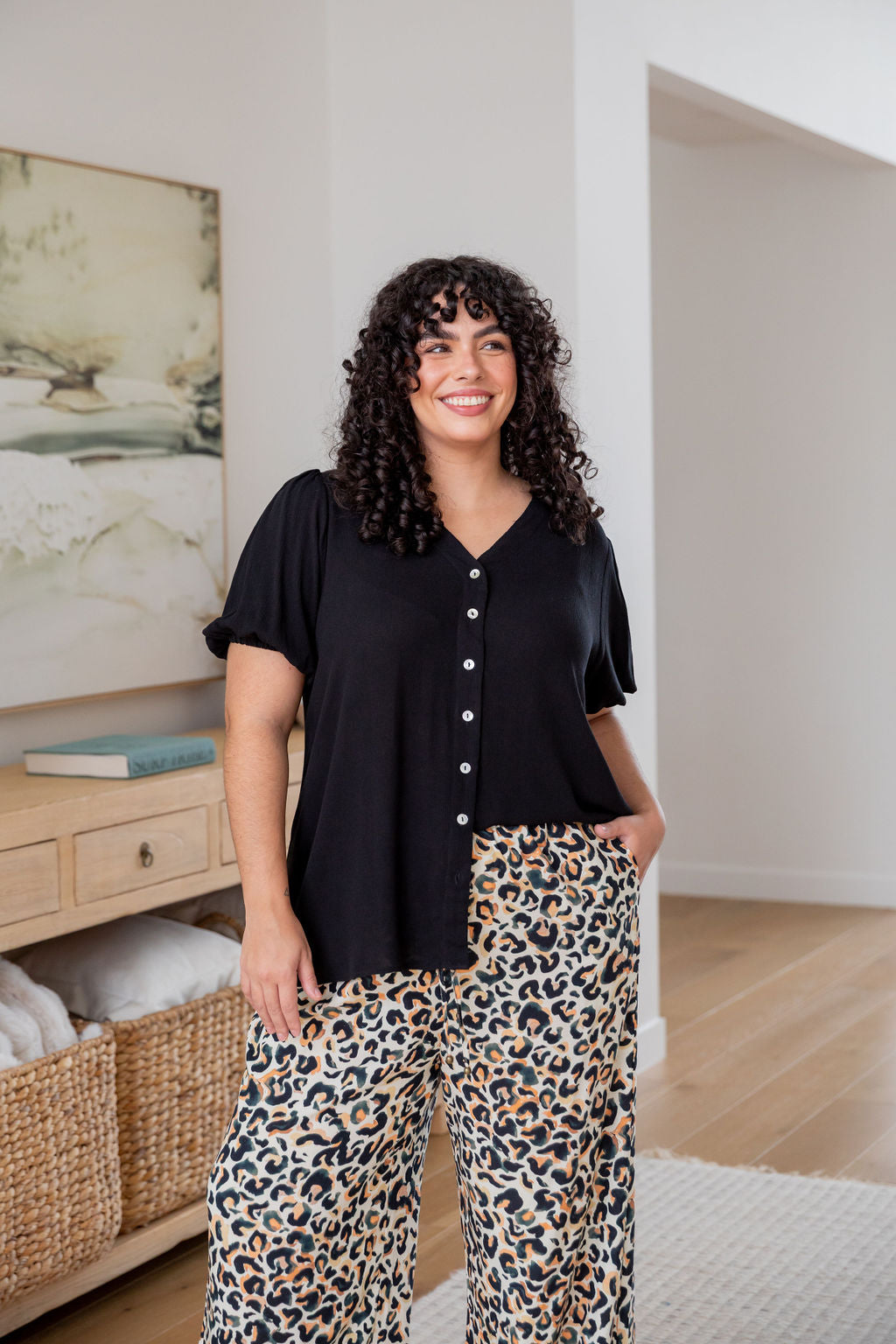 Winona Short Sleeve Blouse in Black