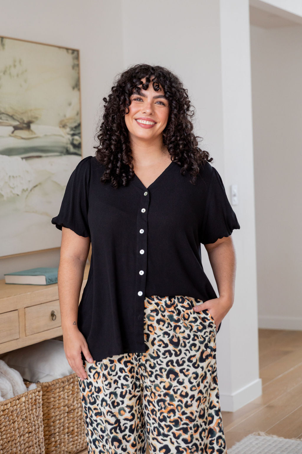 Winona Short Sleeve Blouse in Black