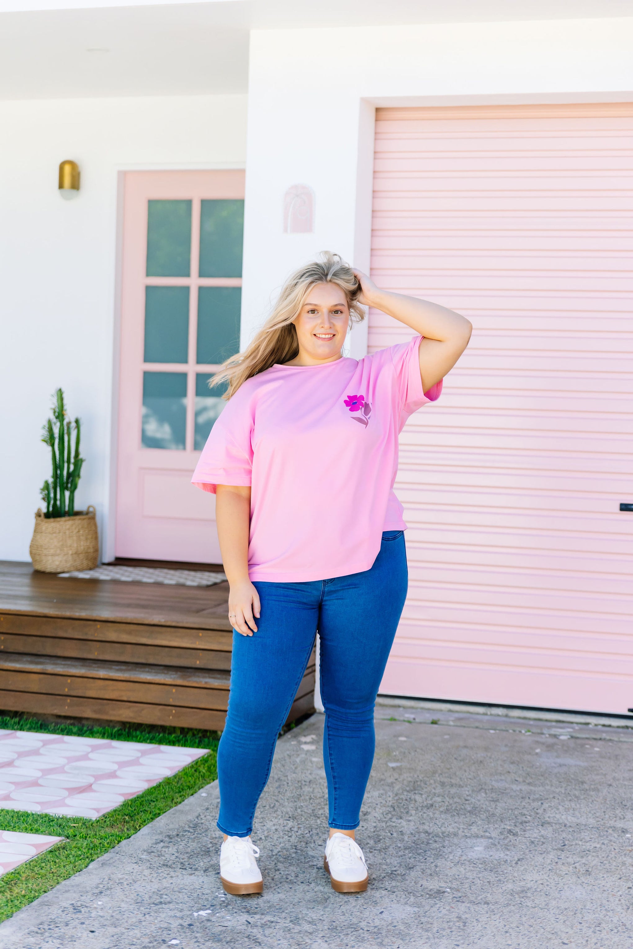 Choose Kindness Tee in Flamingo