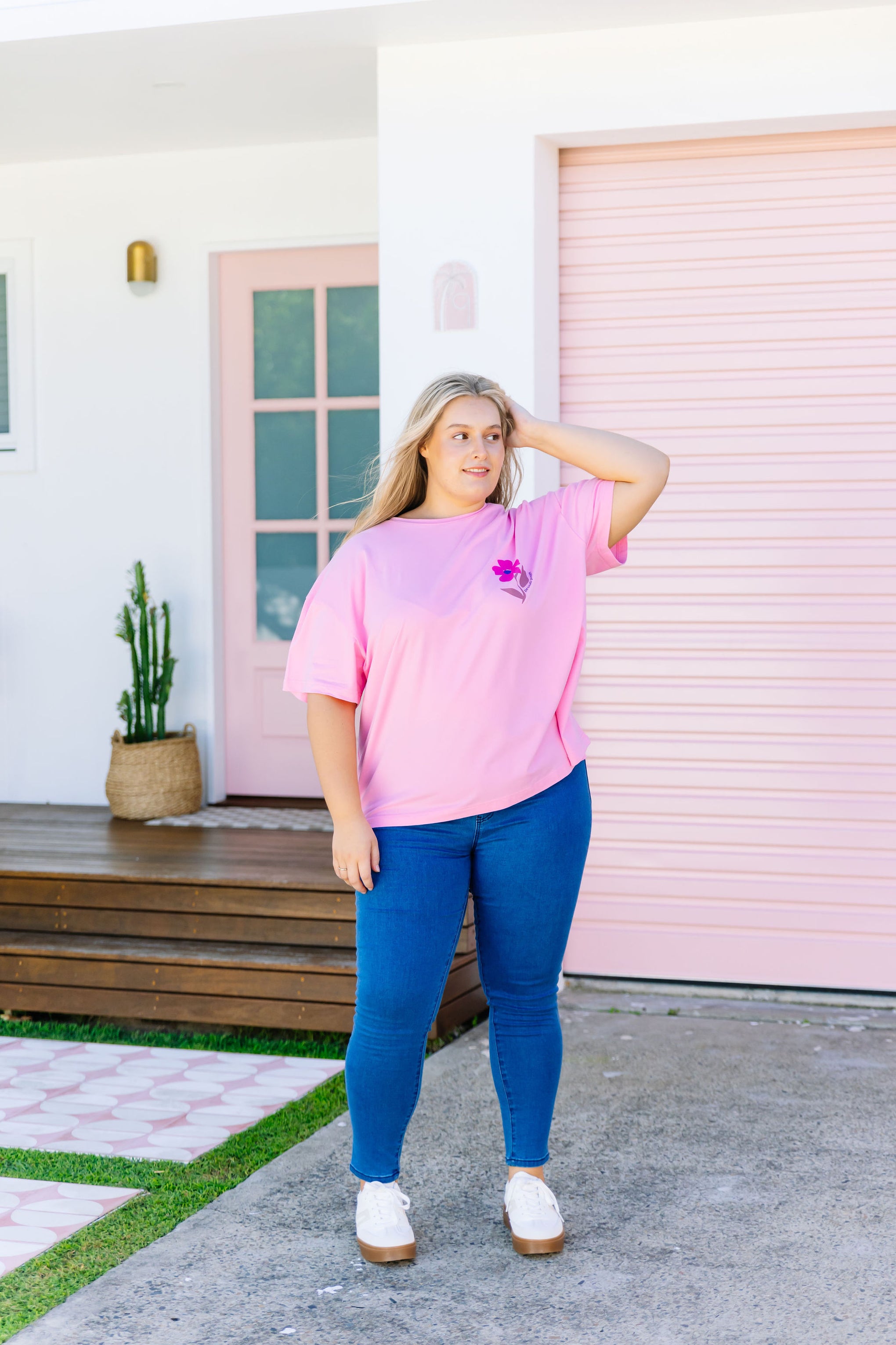Choose Kindness Tee in Flamingo
