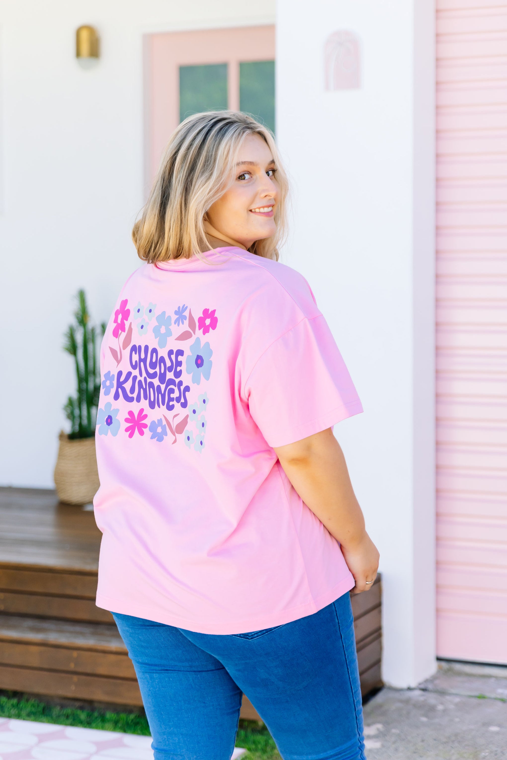 Choose Kindness Tee in Flamingo