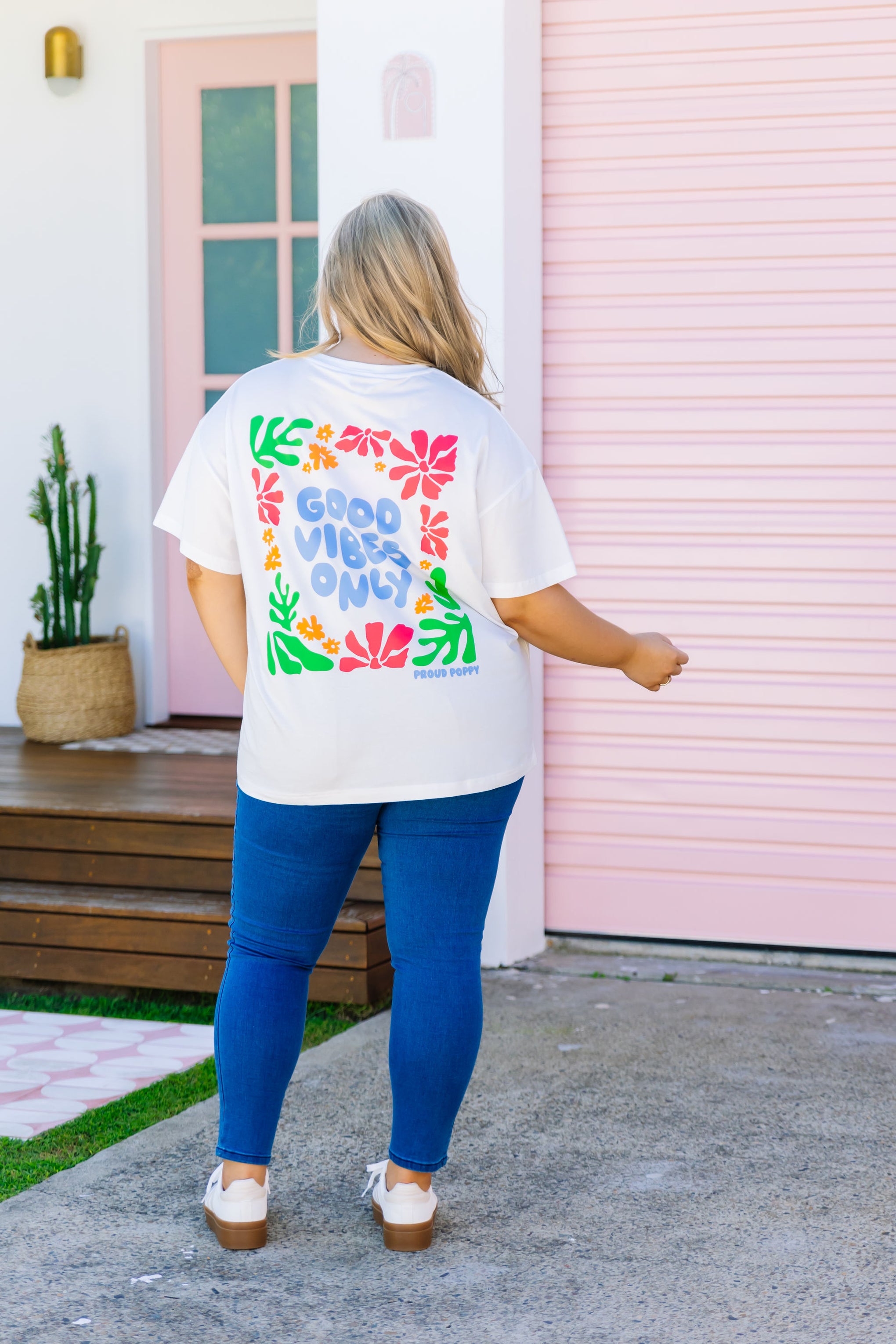 Good Vibes Tee in White