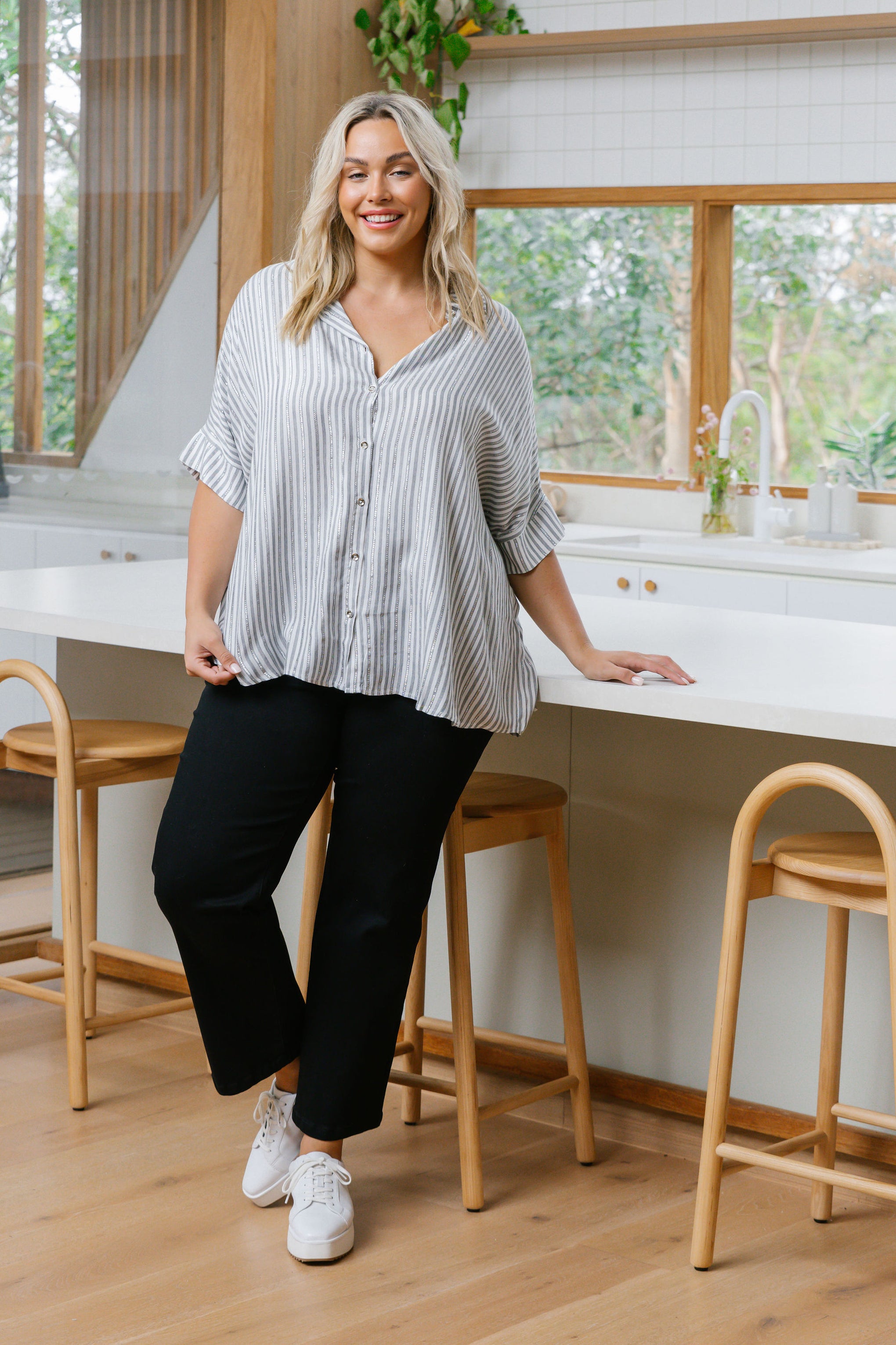 Tammin Shirt in White/Metallic Stripe