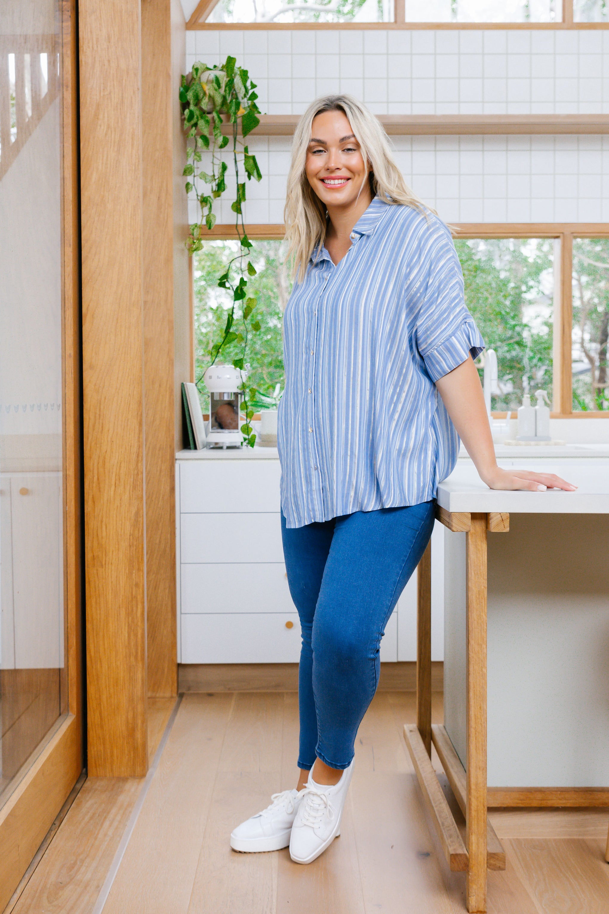 Tammin Shirt in Blue/Metallic Stripe
