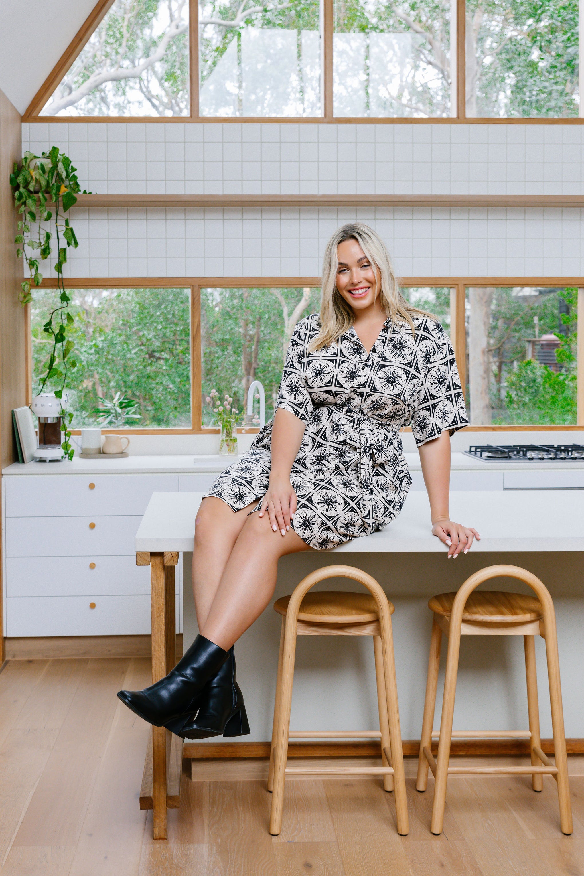 Ebony Shirt Dress In Chasing Sunlight Black