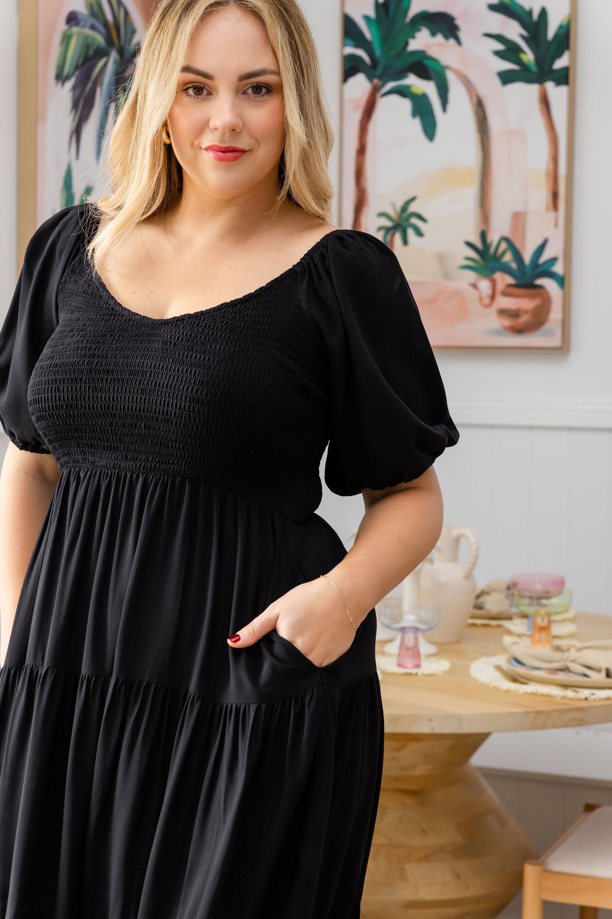 Peri Midi Dress in Black