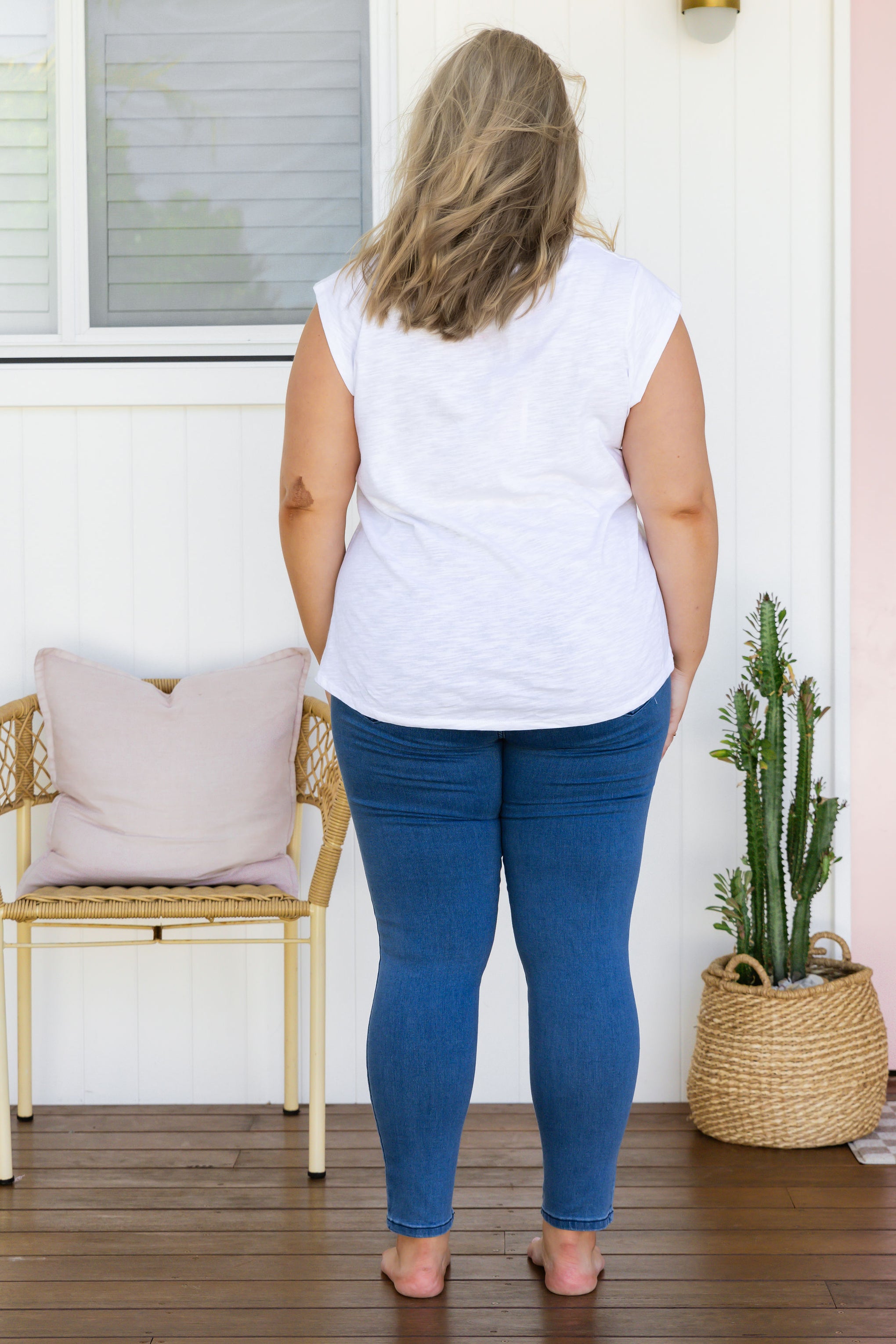 Corey Pull on Jeans in Mid Blue