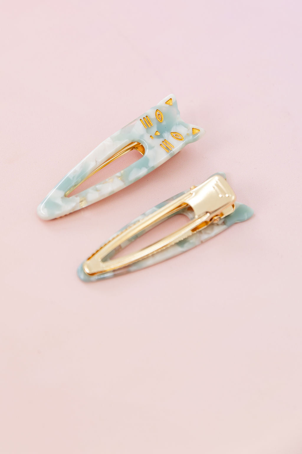 Cat Hair Clips in Mint & White