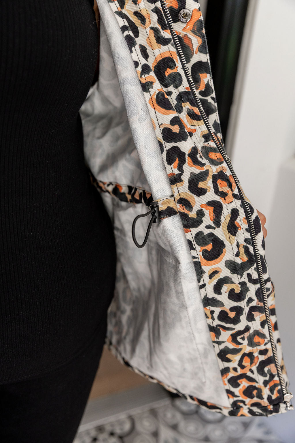 Lakey Jacket in Instinct Print