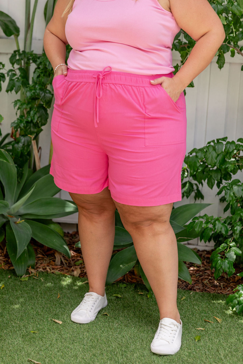 Twill Shorts in Barbie