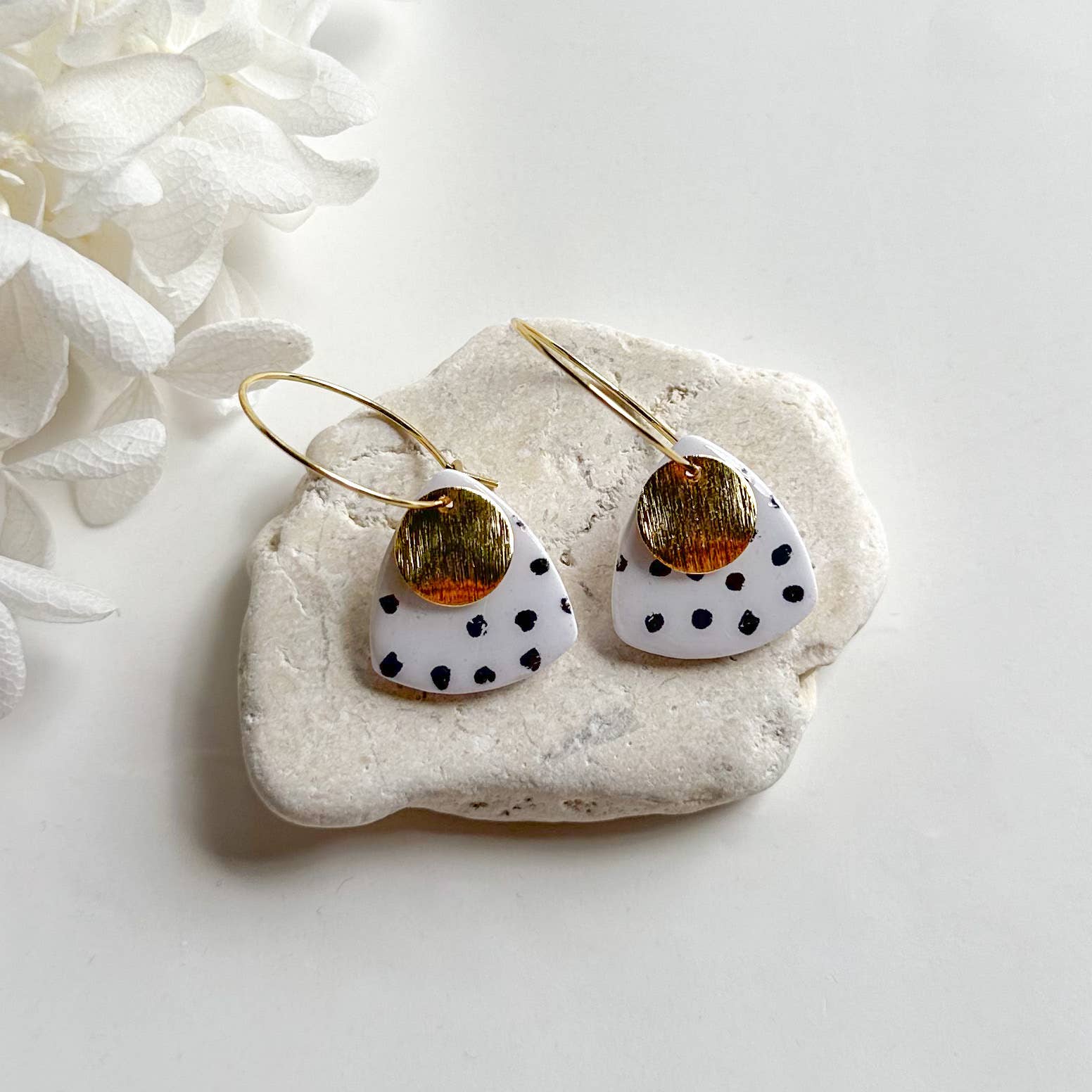 Black & White Spot Collection: Studs