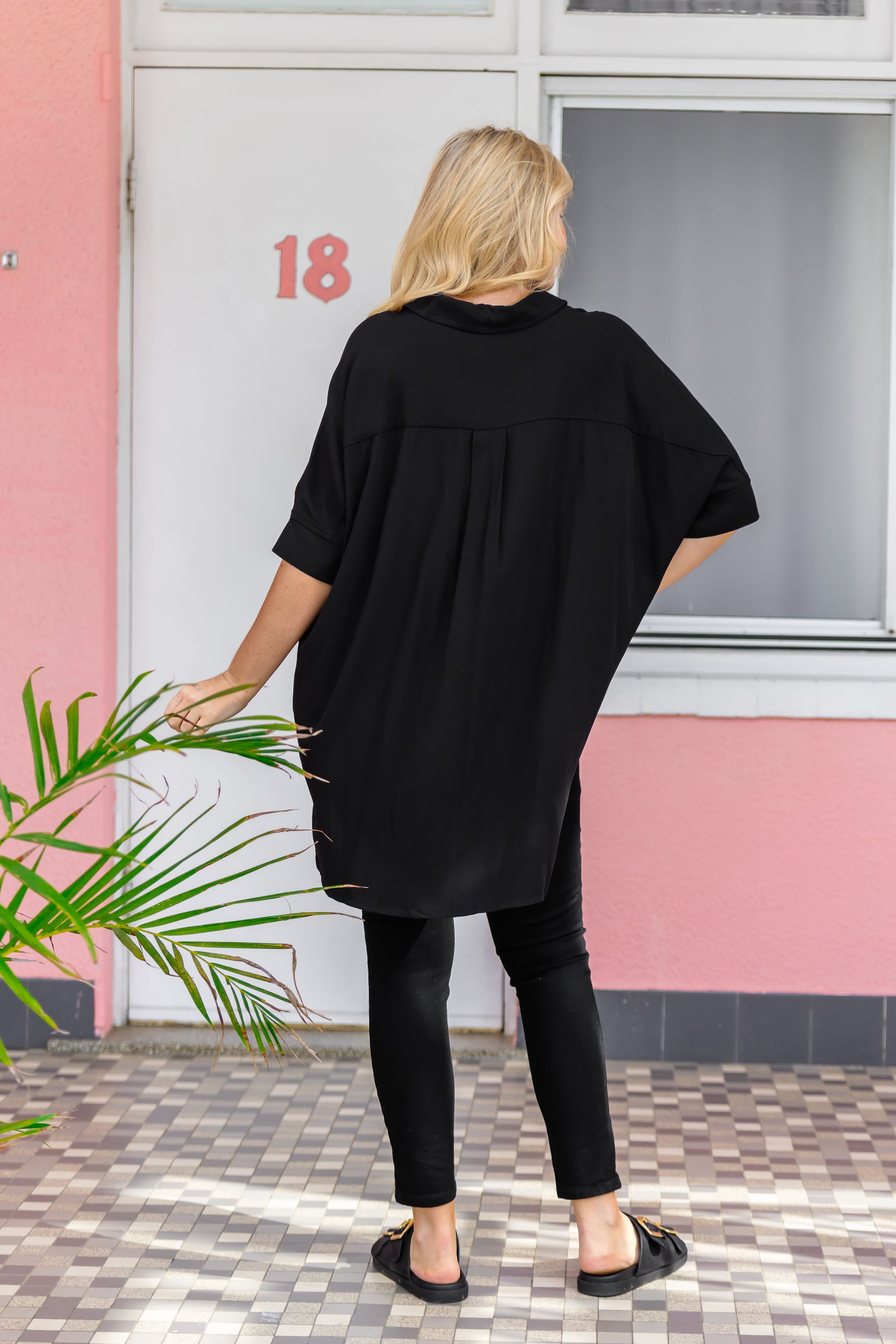 Tammin Shirt In Black with Pink Buttons