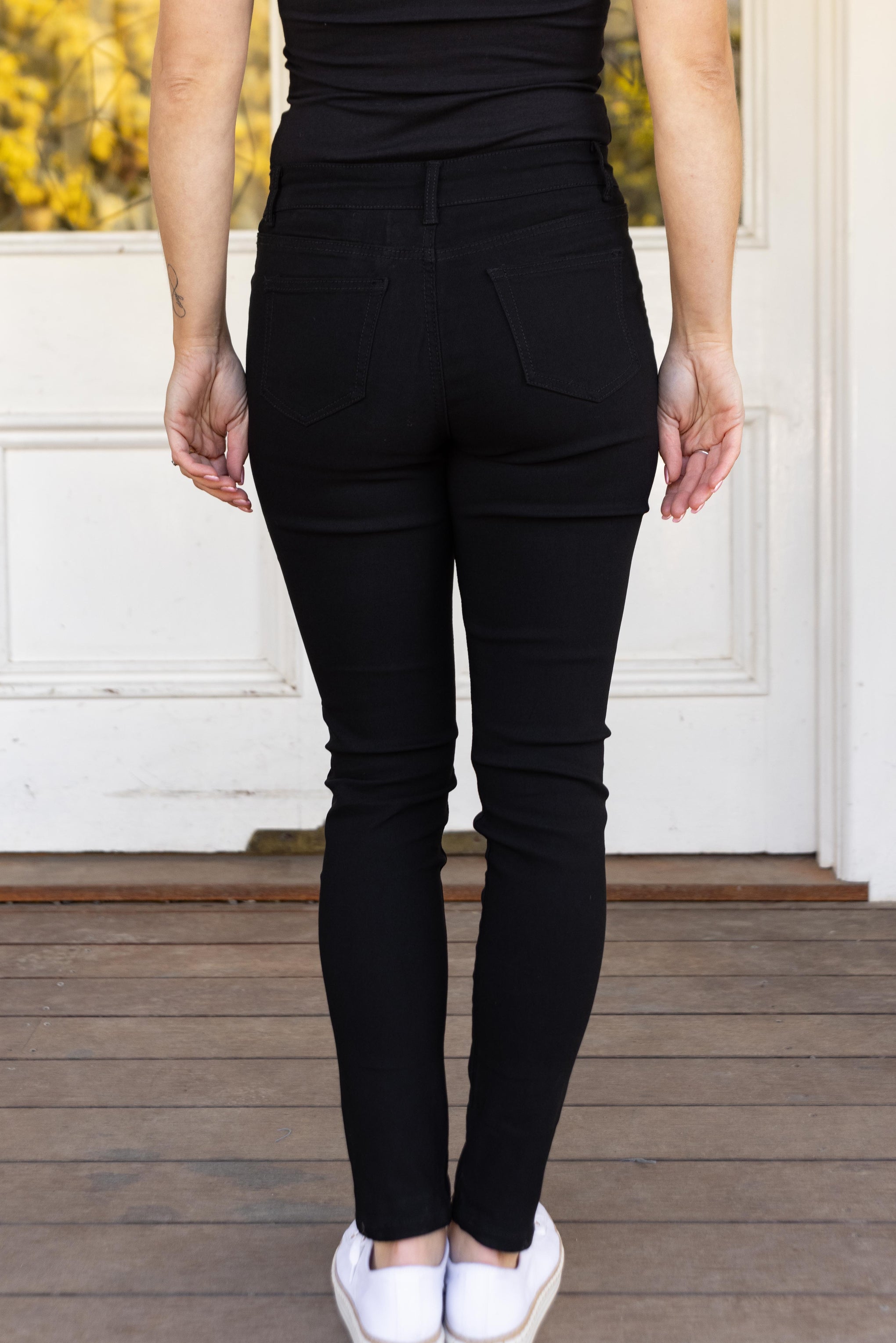 Tyler Jeans in Black