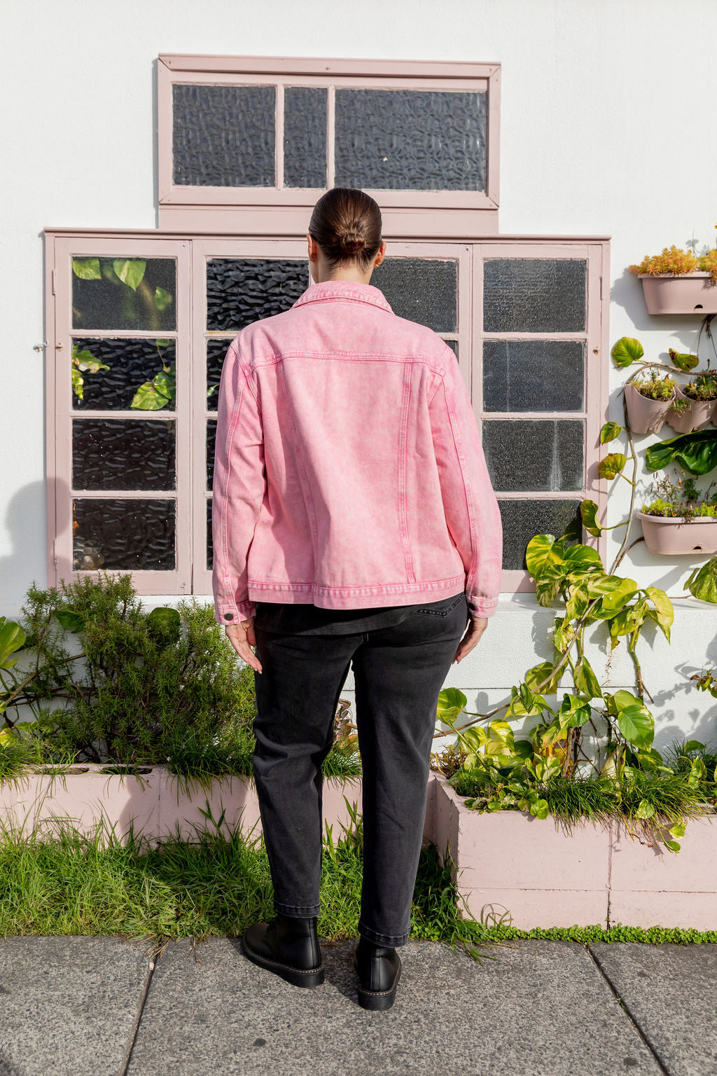 Hayden Boyfriend Denim Jacket in Pink Wash