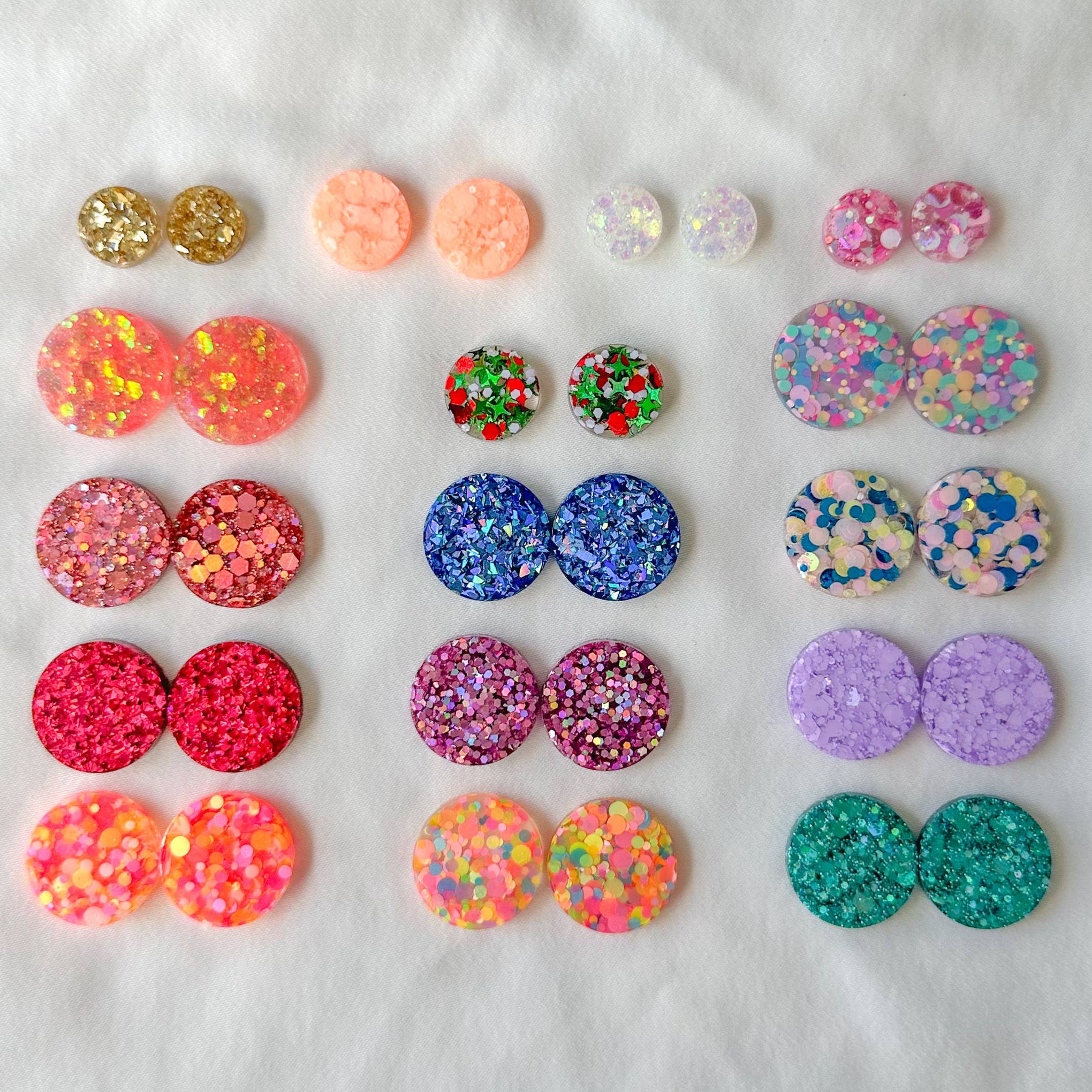 Resin Studs- Glitter: Bright / Small