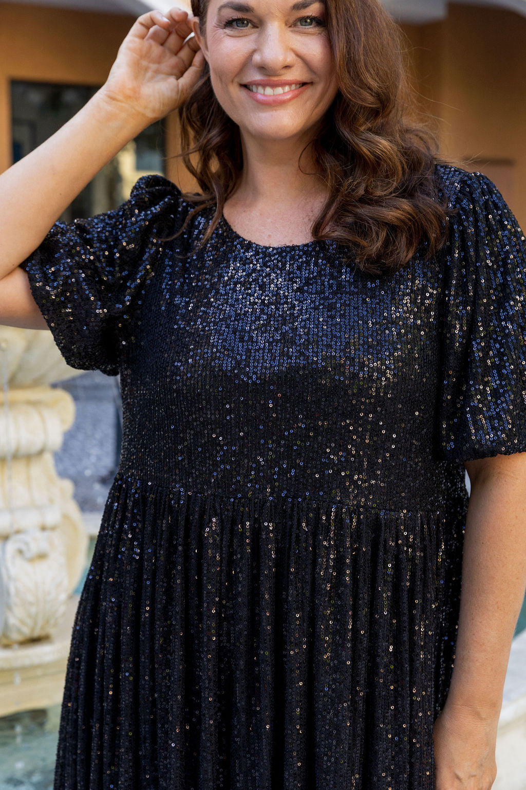 Glimmer Sequin Midi Dress in Black
