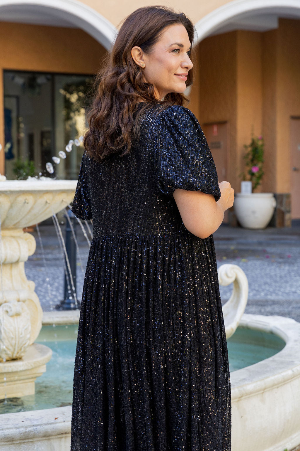 Glimmer Sequin Midi Dress in Black