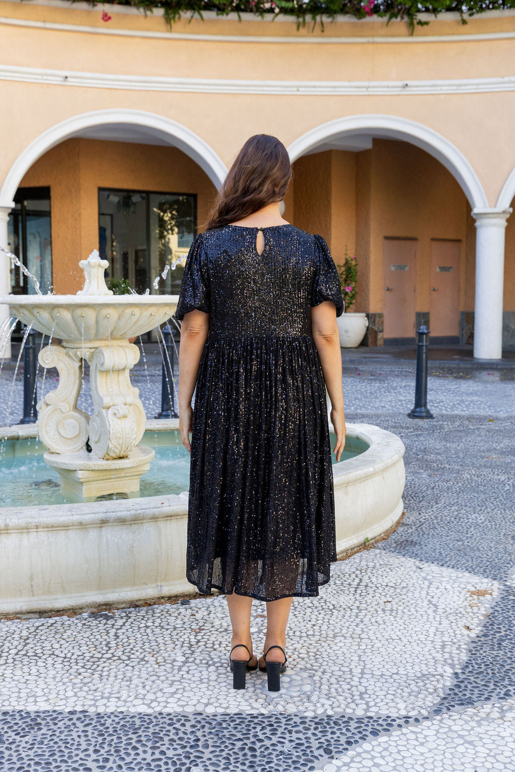 Glimmer Sequin Midi Dress in Black