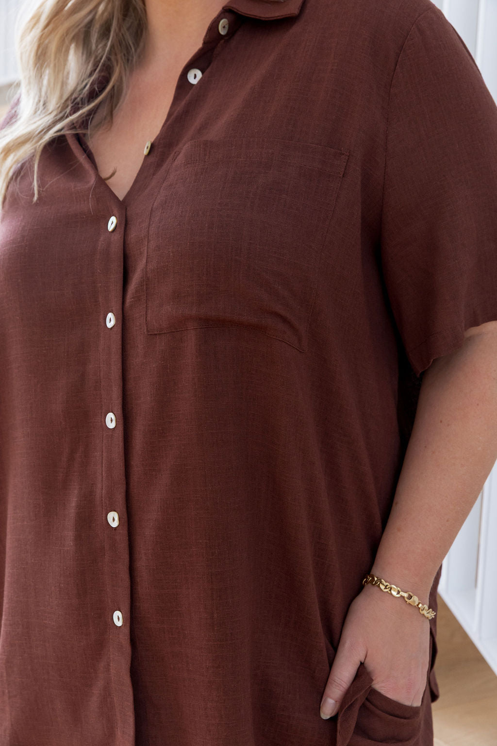 Samara Linen Blend Shirt in Chocolate