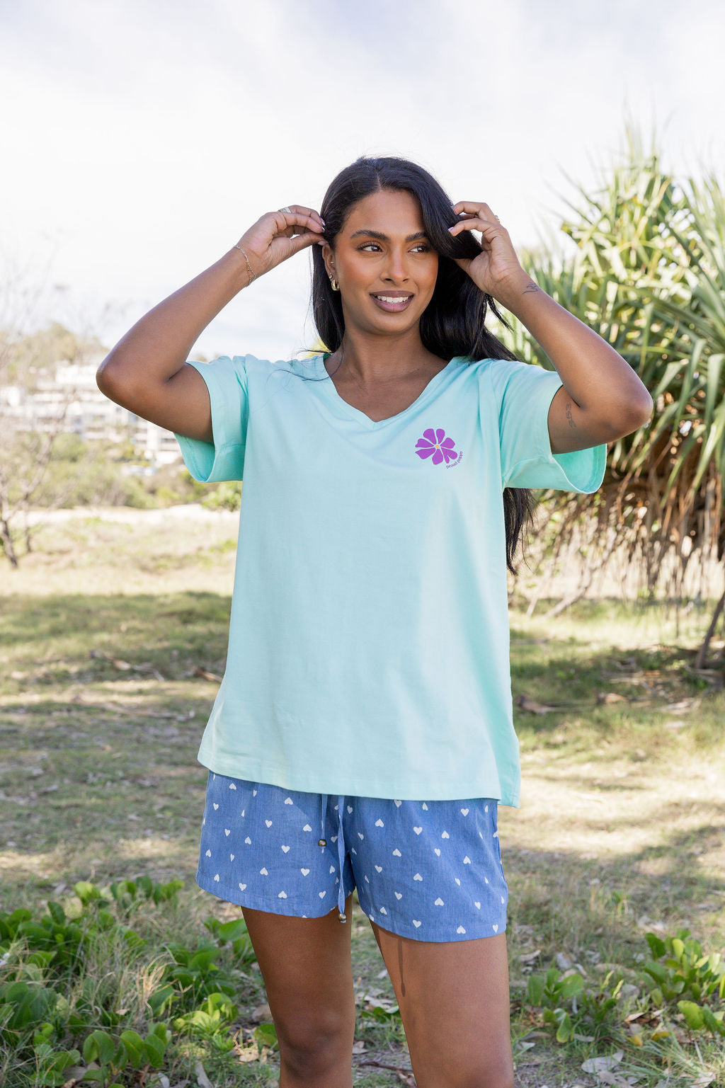 Make it Happen V-Neck Tee in Aqua
