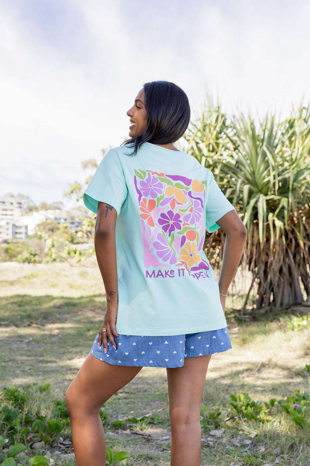 Make it Happen V-Neck Tee in Aqua