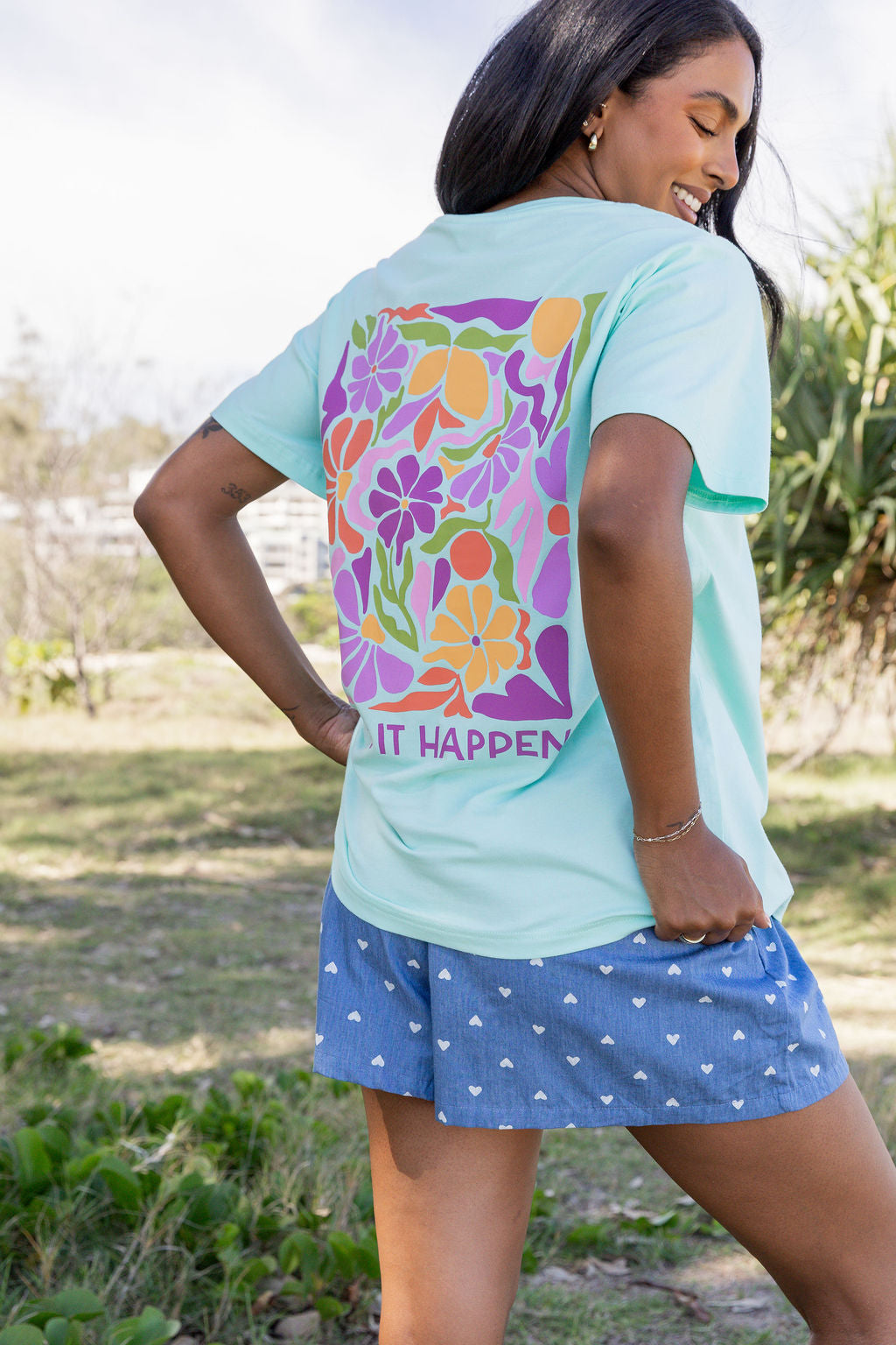 Make it Happen V-Neck Tee in Aqua