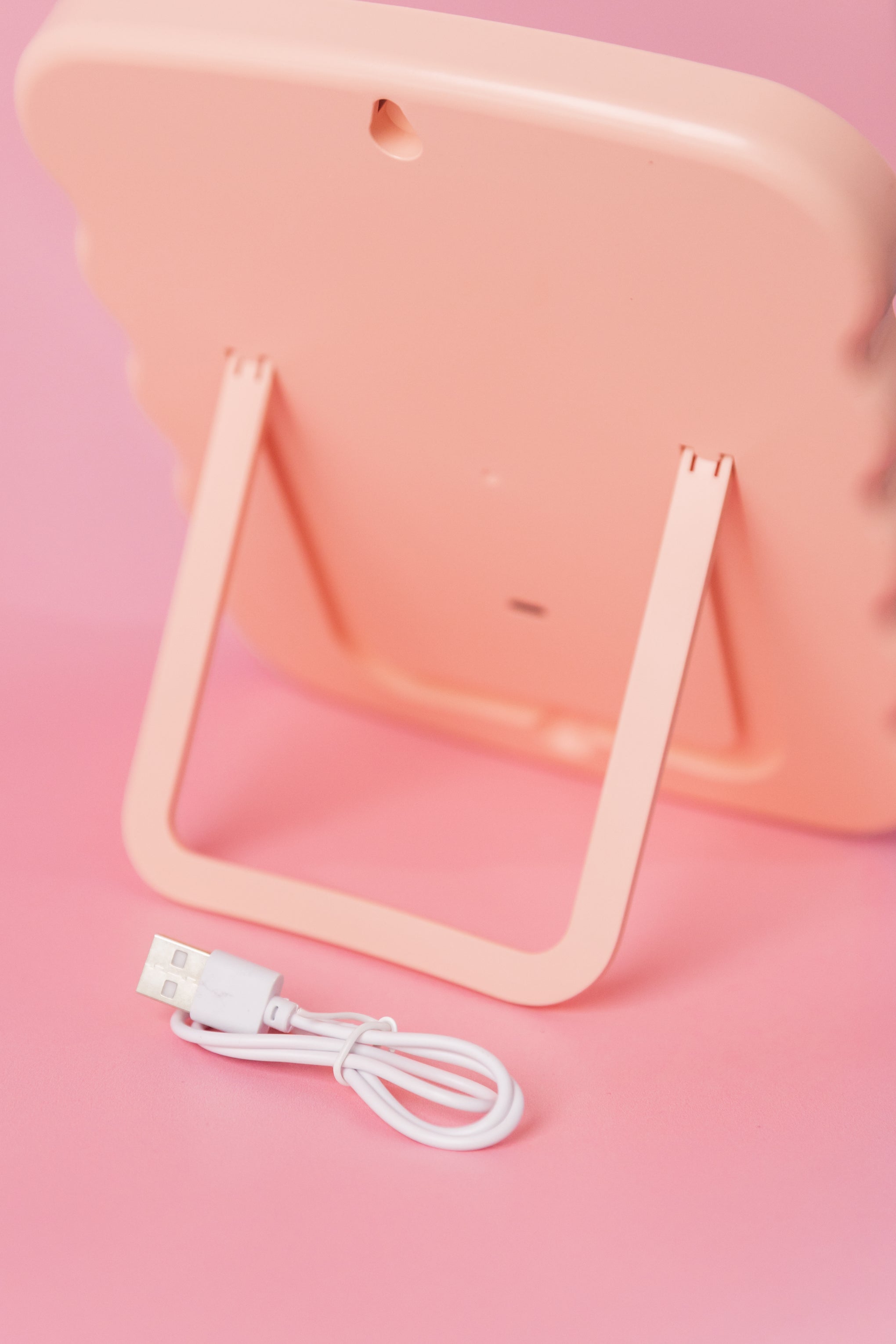 LED Wavy Travel Mirror in Pink