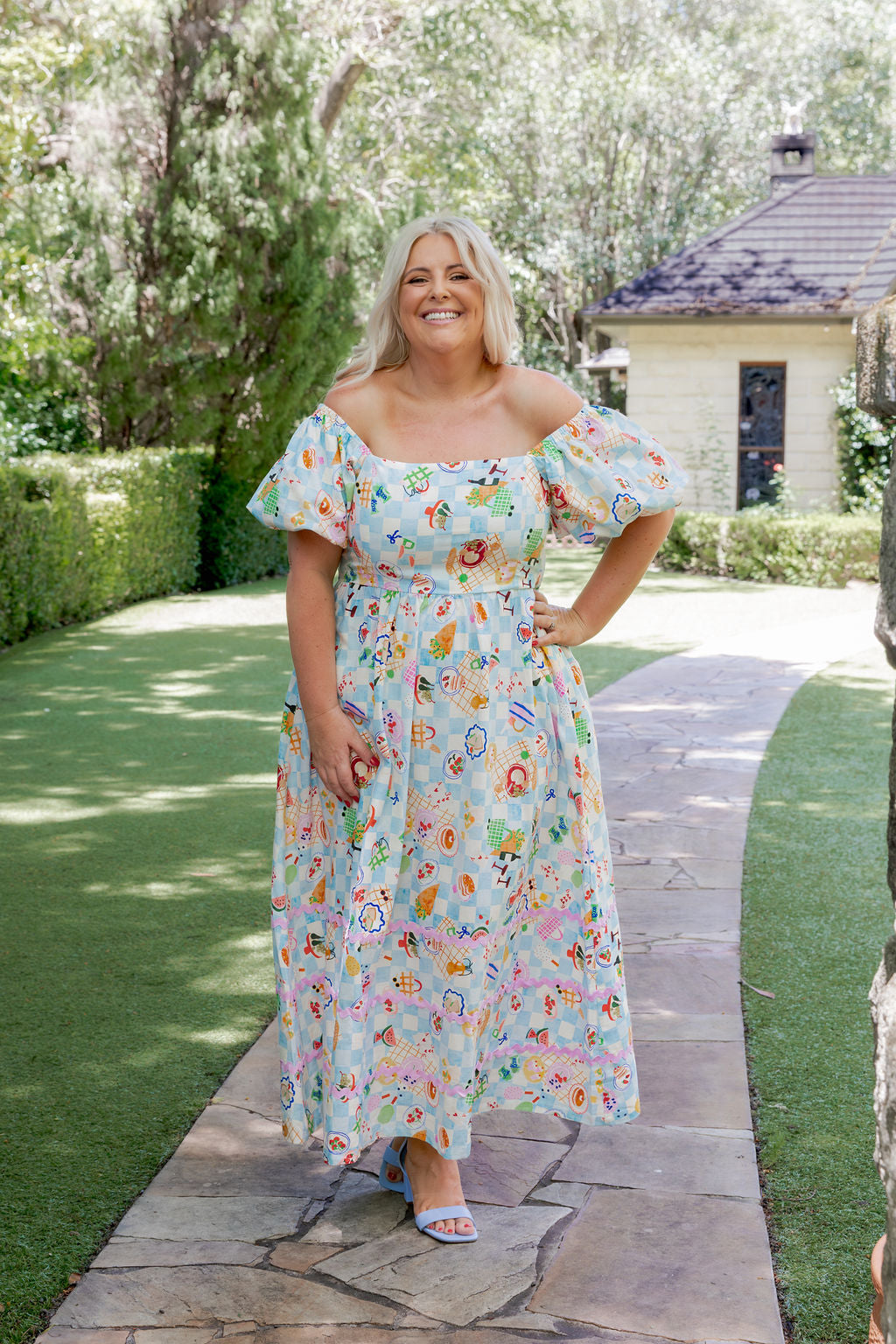 Giovanna Linen Blend Maxi Dress in Picnic