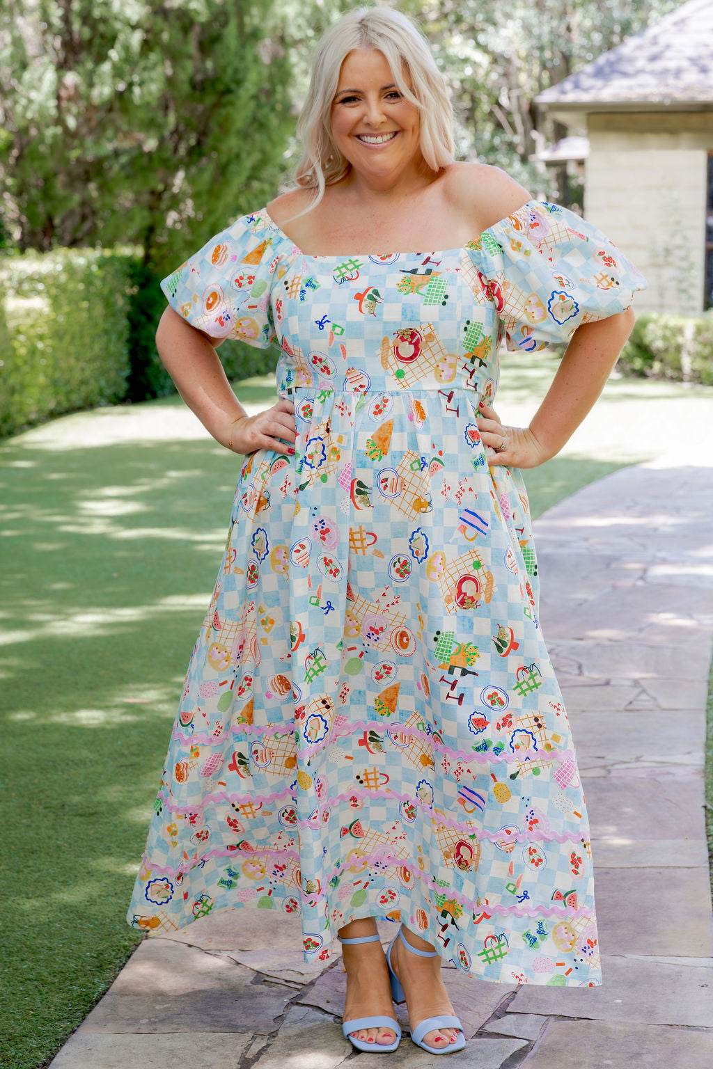 Giovanna Linen Blend Maxi Dress in Picnic