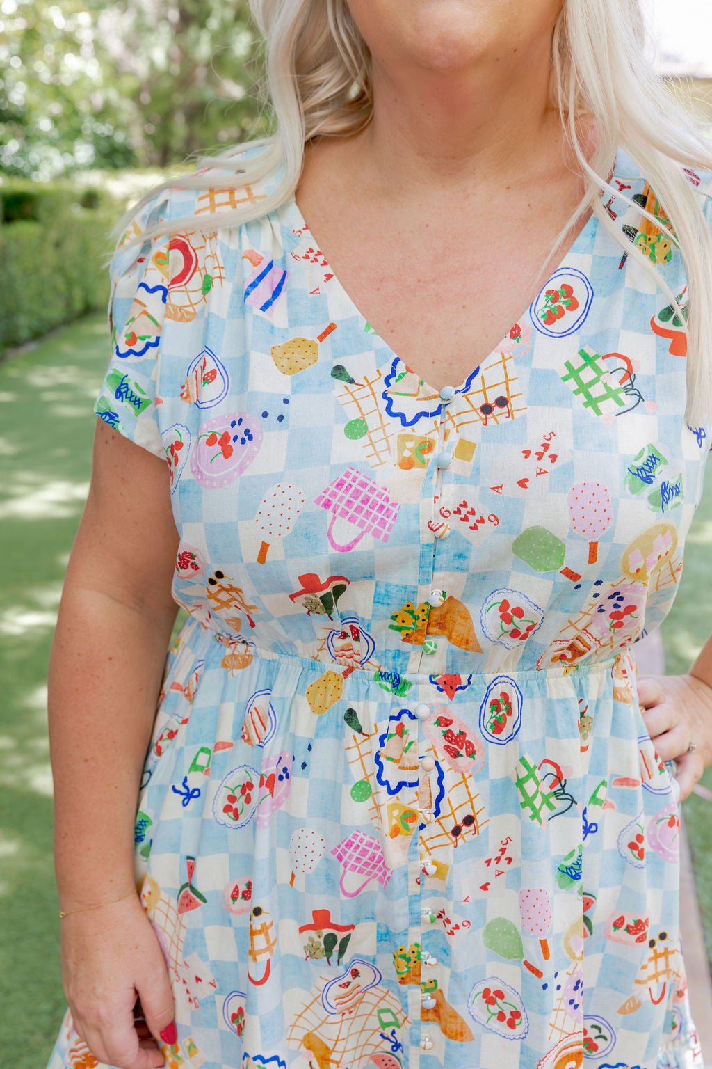 Brontie Linen Blend Dress in Picnic