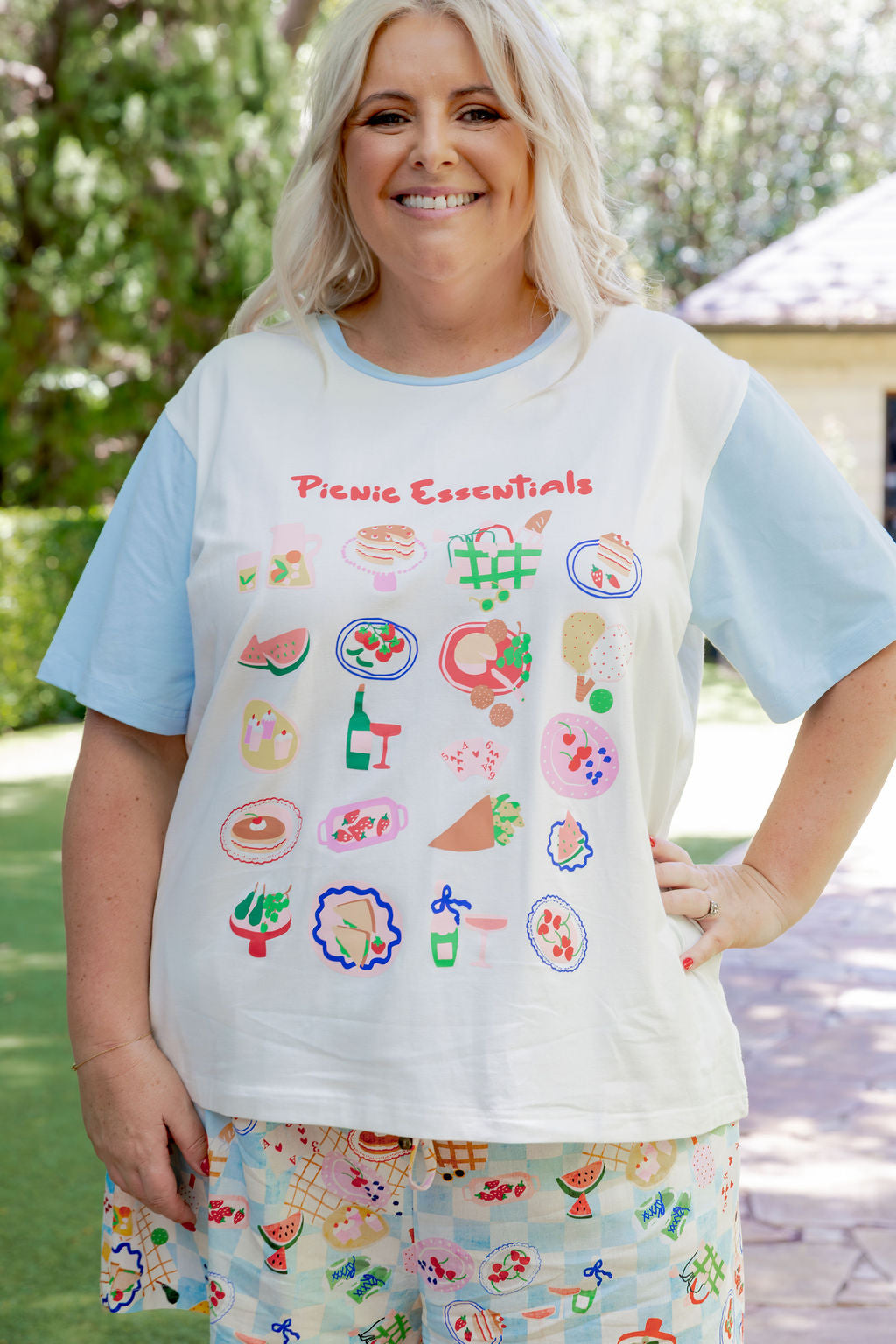 Zadi Relaxed Tee in Picnic Essentials