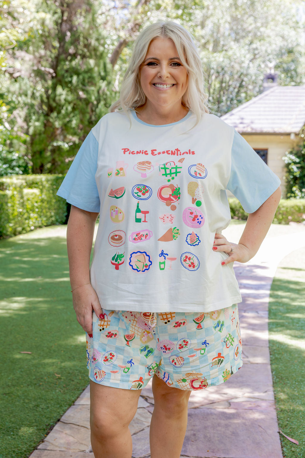 Zadi Relaxed Tee in Picnic Essentials