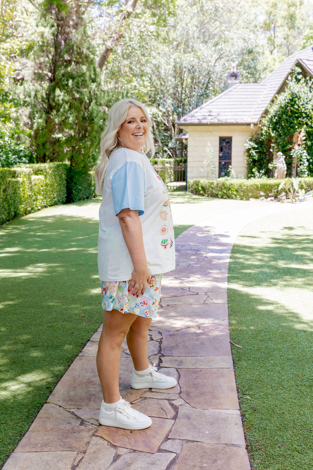 Zadi Relaxed Tee in Picnic Essentials
