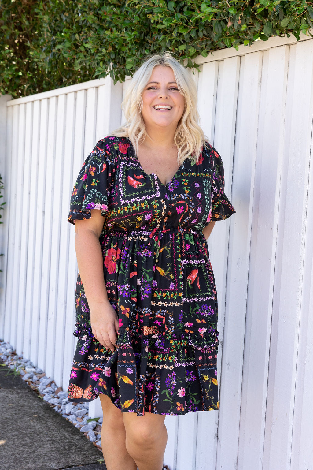 lisa brown poppy dress in Sweet Bee – Proud Clothing length with pockets Maternity floral gown Azazie Arianthe Junior Color:Orchid