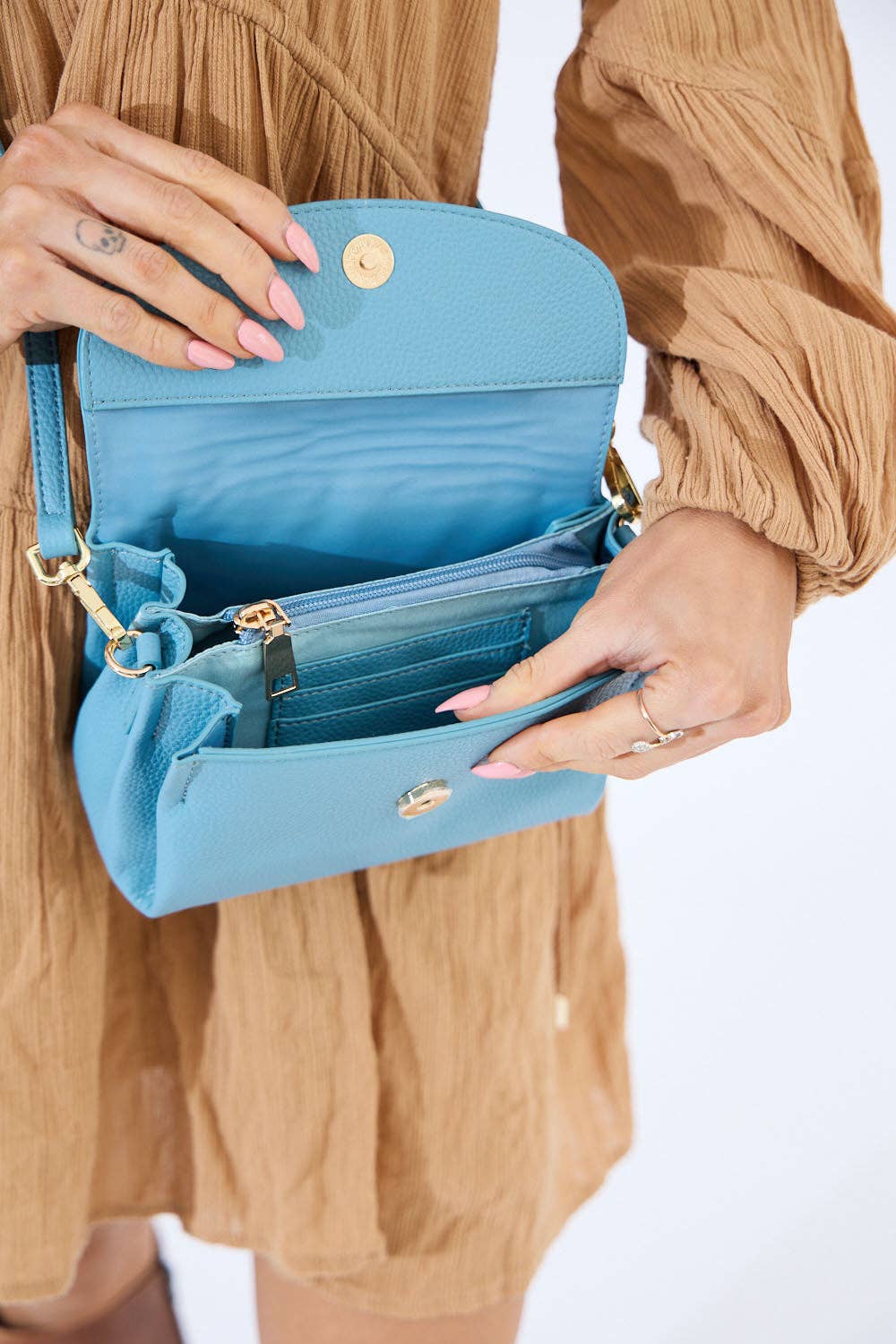 Malibu Crossbody Bag - Sky Blue