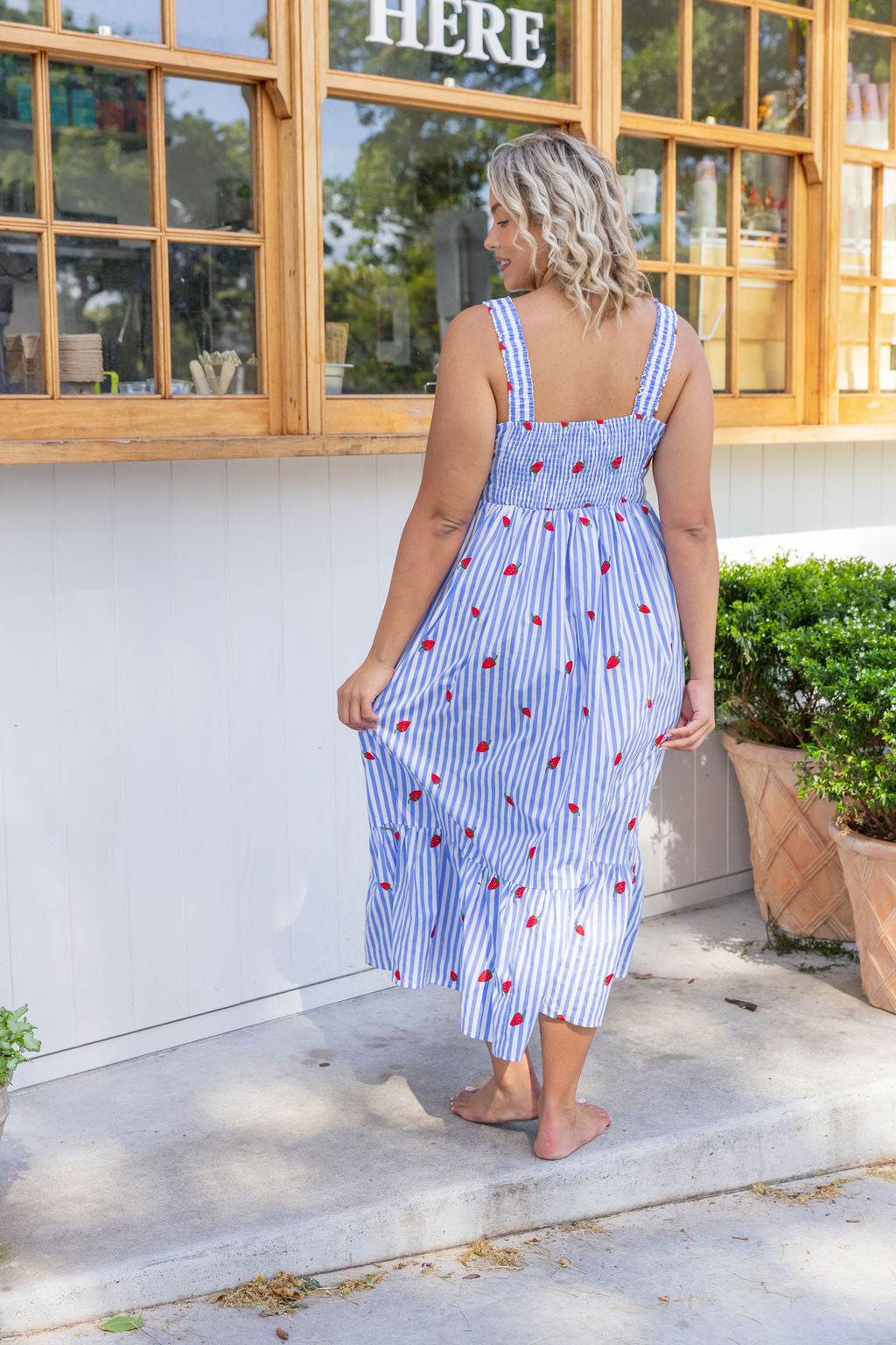 Eva Maxi Dress in Strawberry Shortcake
