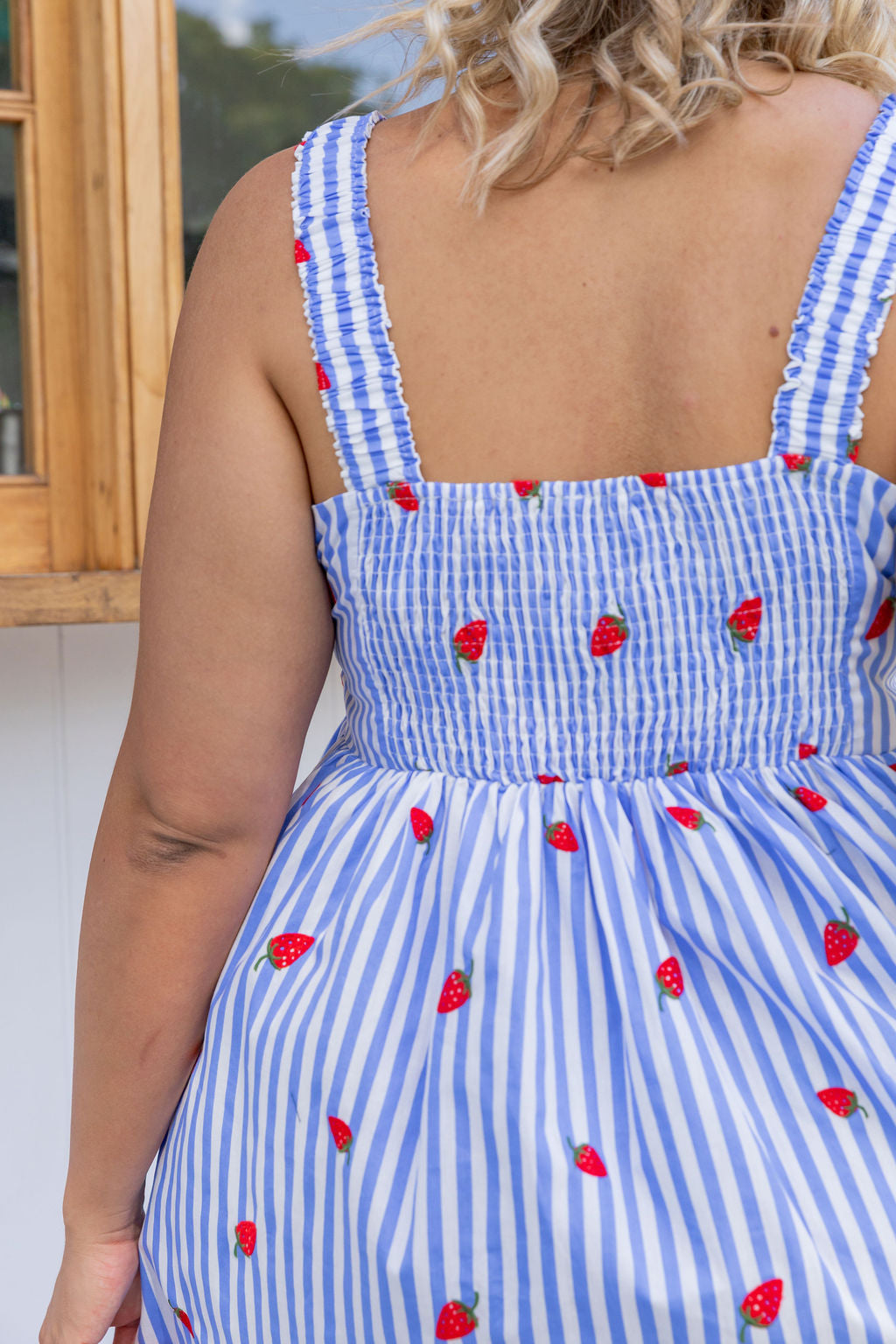 Eva Maxi Dress in Strawberry Shortcake