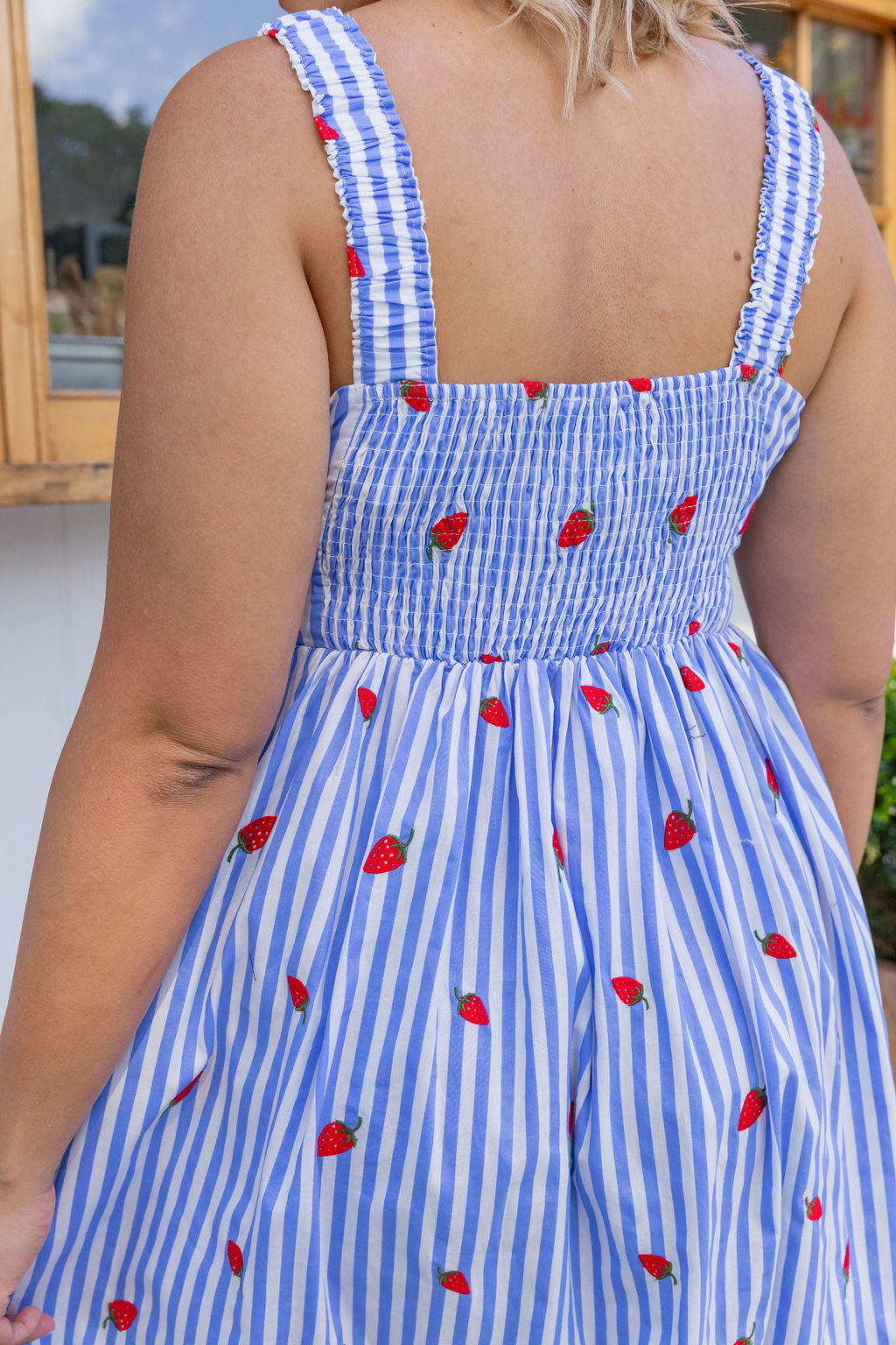 Eva Maxi Dress in Strawberry Shortcake