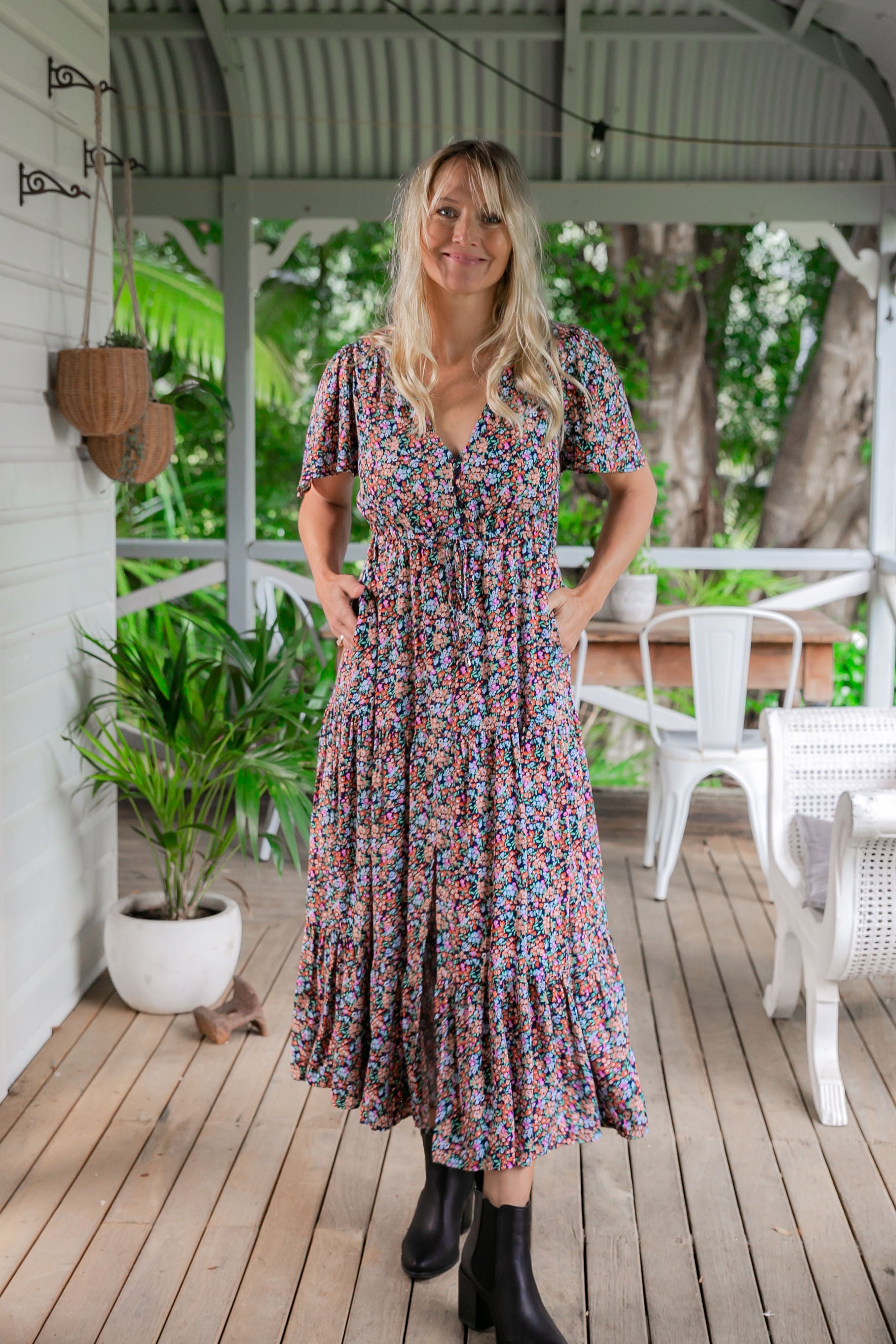 Bonnie Maxi Dress in Navy Floral