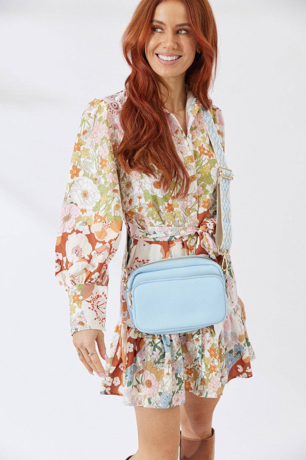 California Crossbody Bag - Light Blue