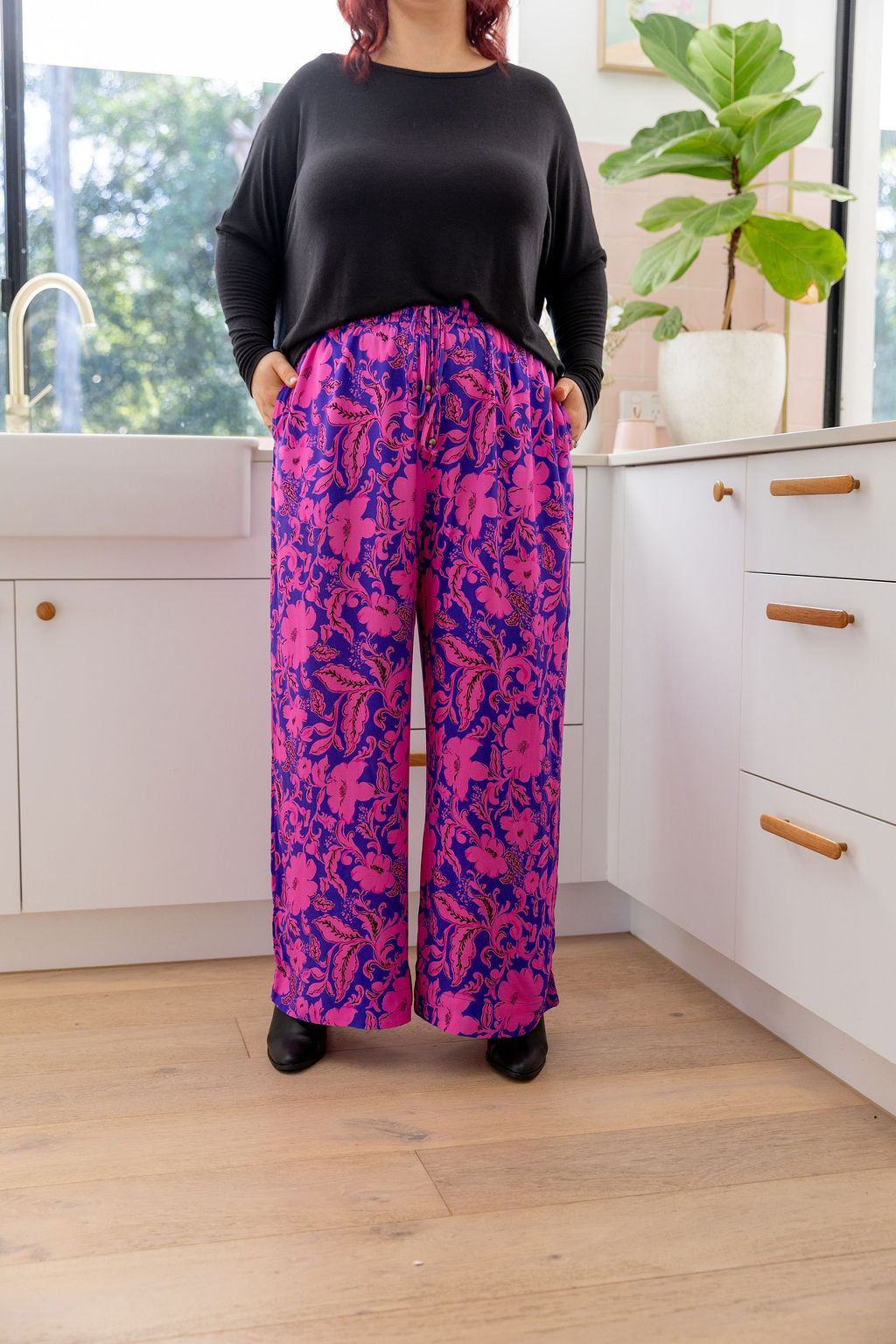 Gina Pants in Purple Blooms