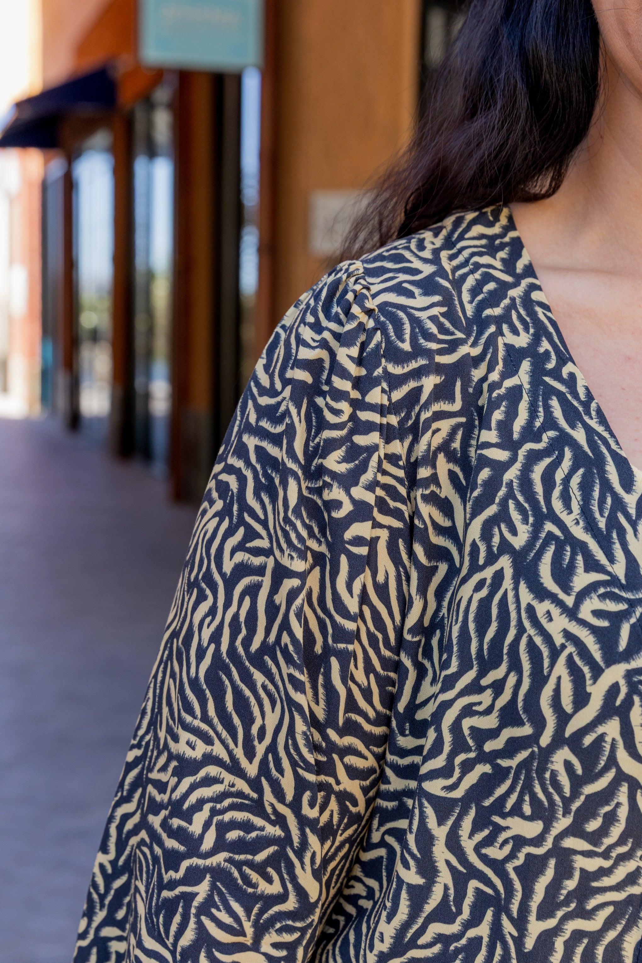 Winona Long Sleeve Blouse in Sahara Nights