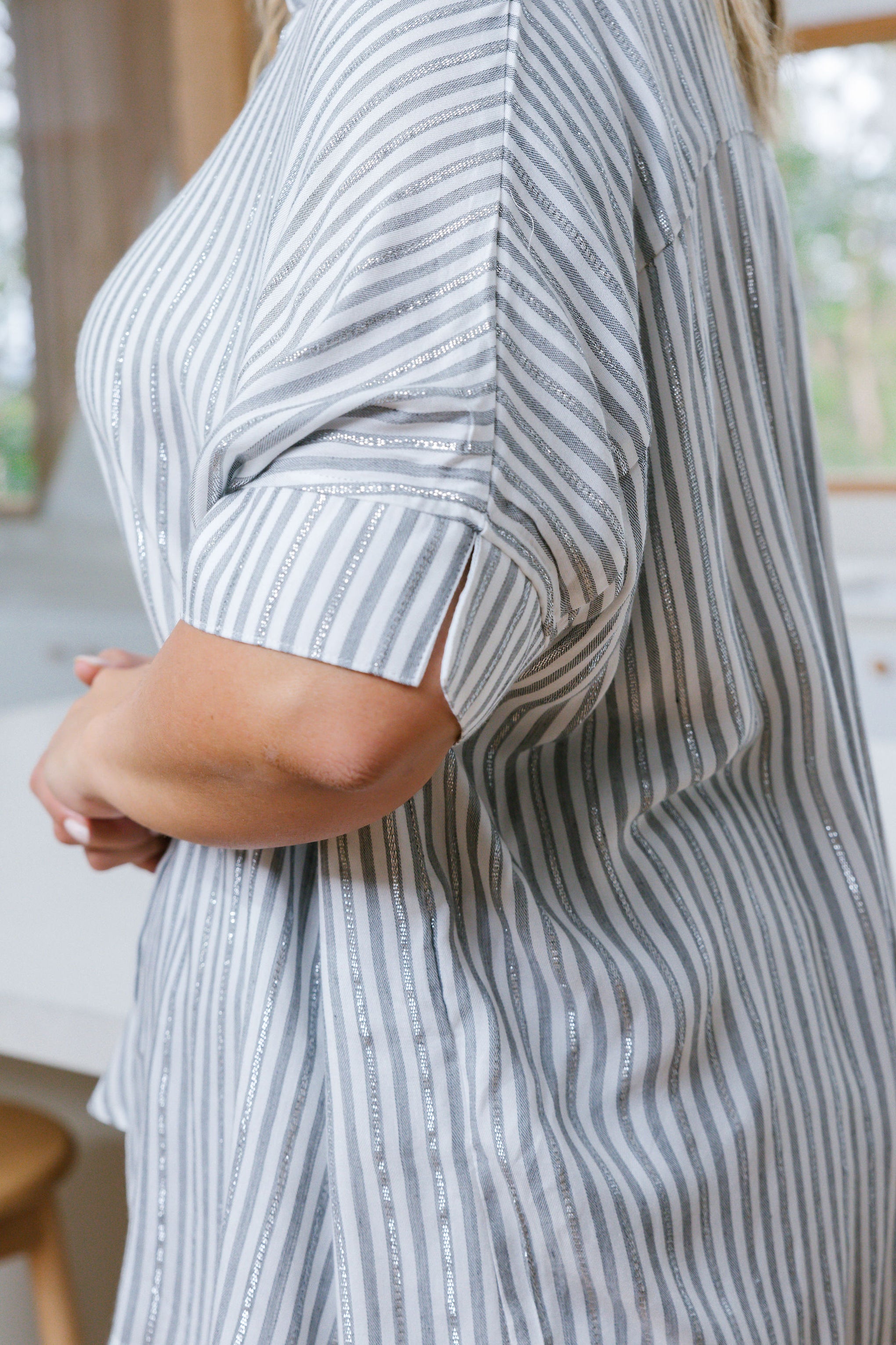 Tammin Shirt in White/Metallic Stripe