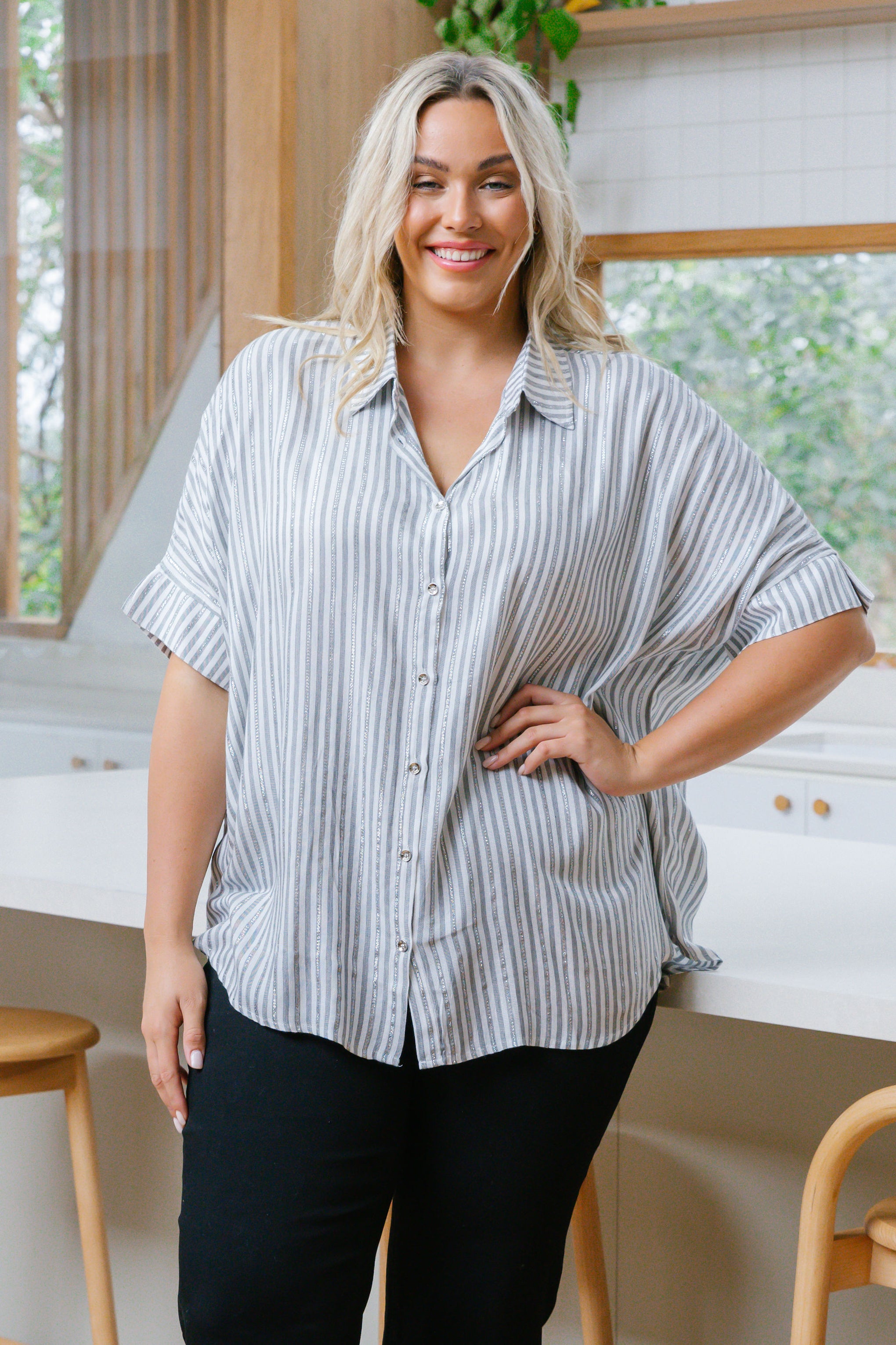 Tammin Shirt in White/Metallic Stripe