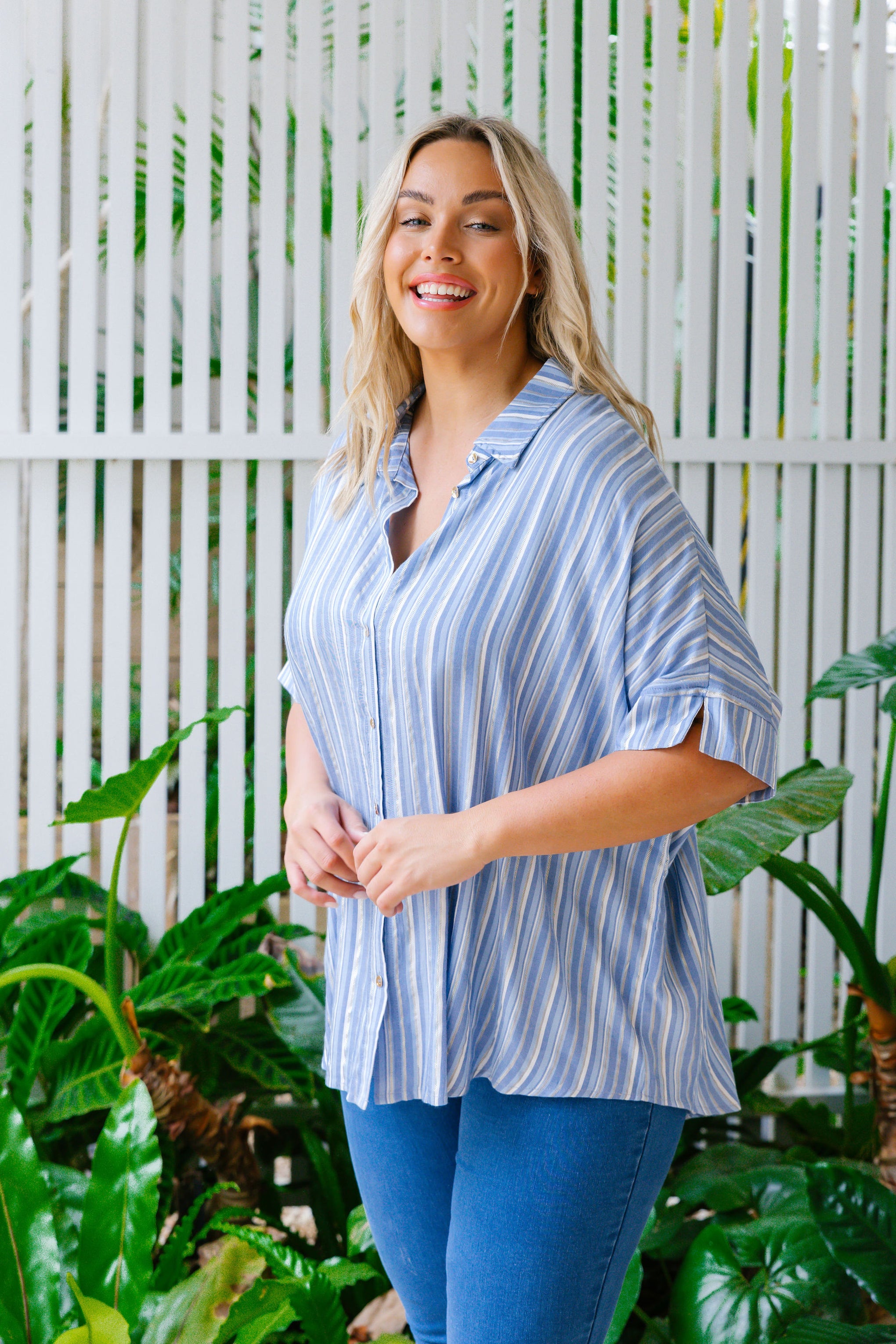 Tammin Shirt in Blue/Metallic Stripe